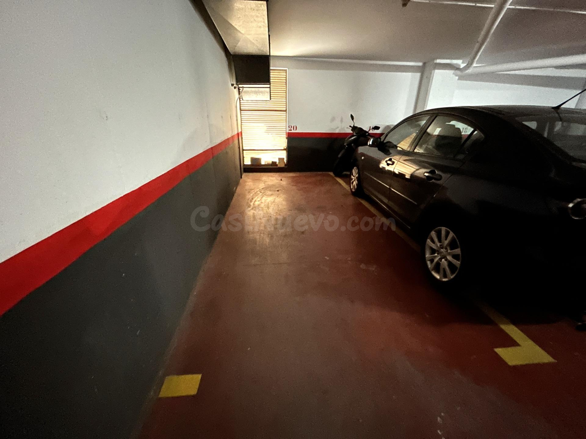 Parking en venta - Aiguacuit