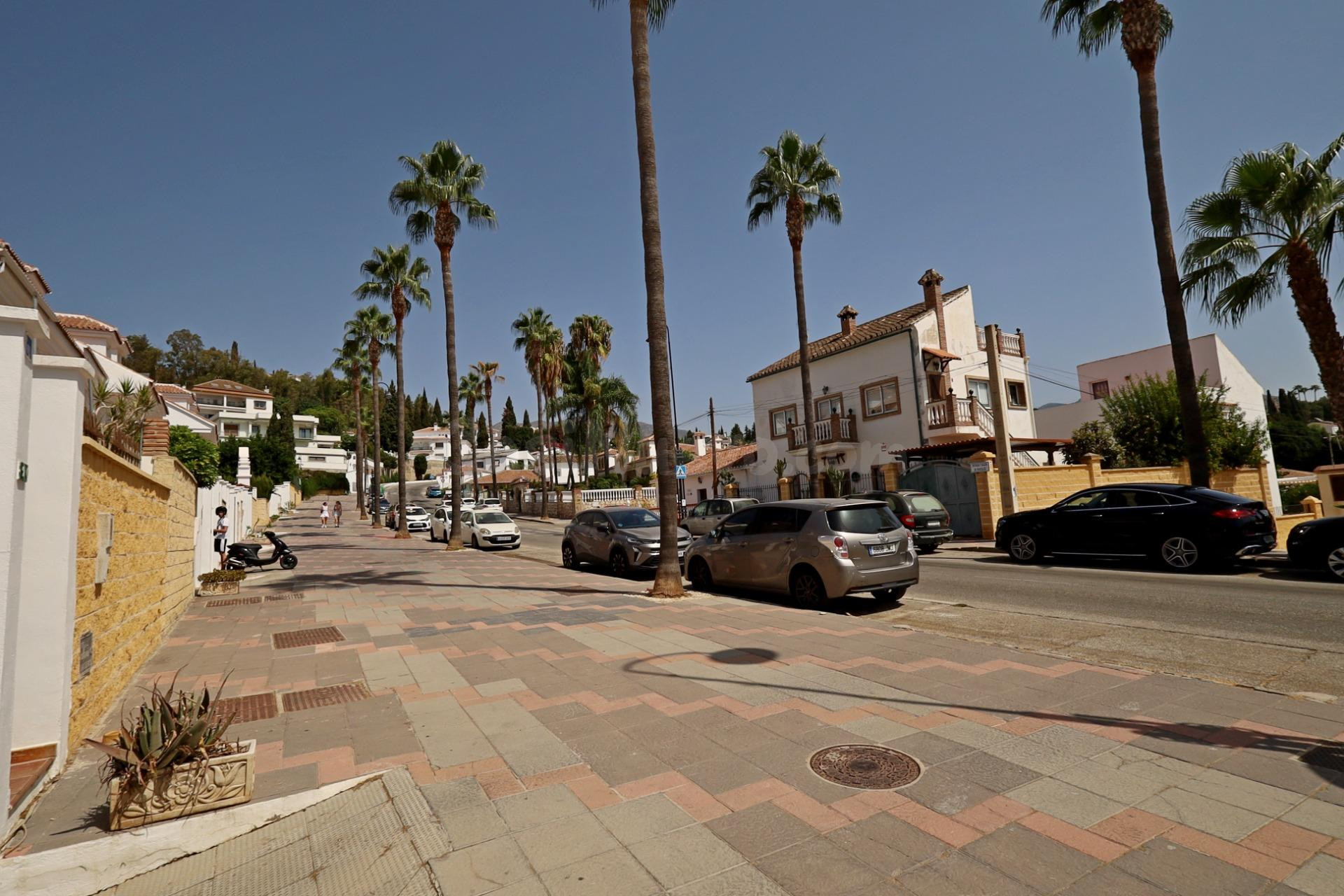Amplio Adosado en El Coto, Mijas - Perfecto para tu Familia 