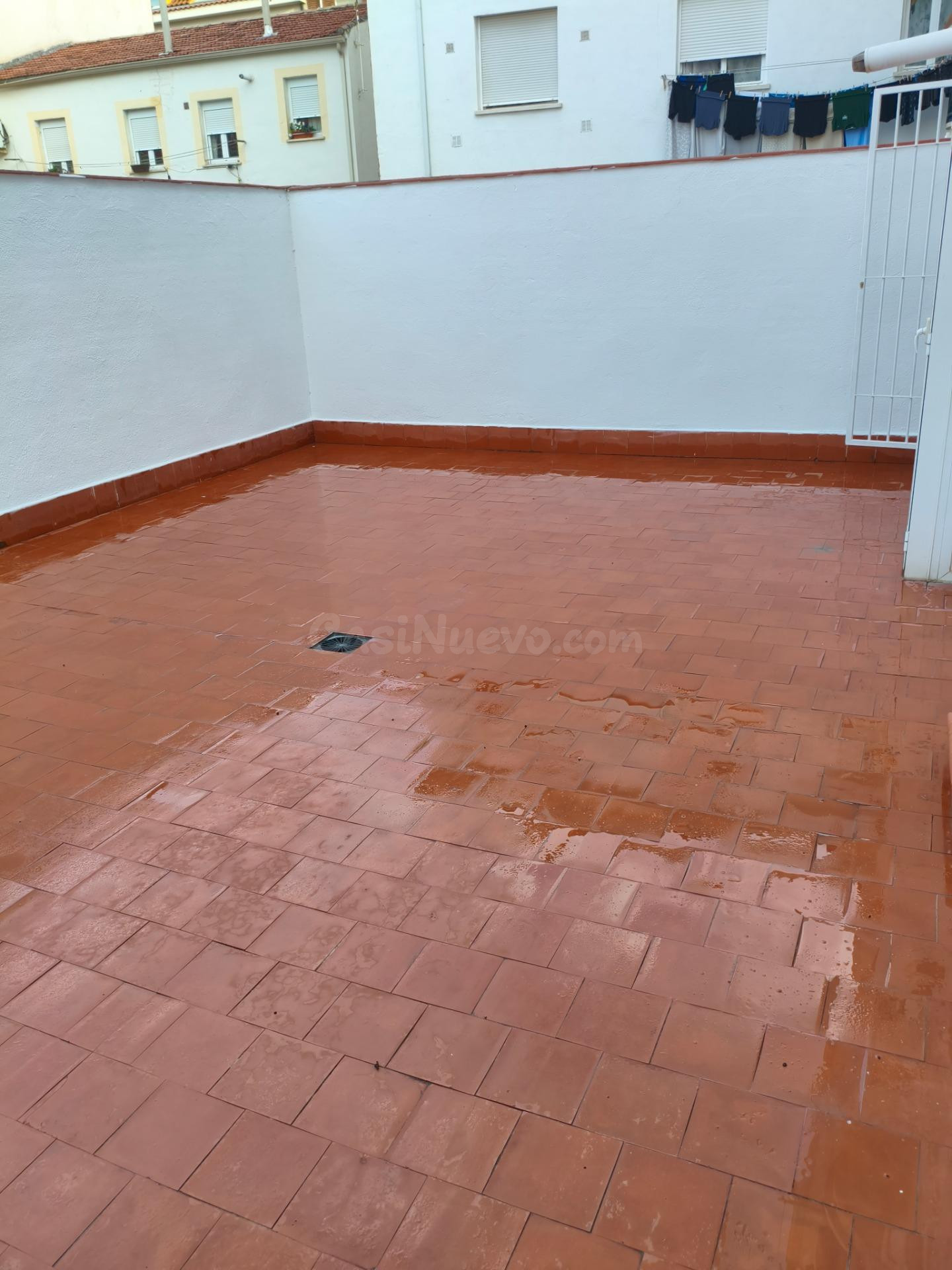 CARIHUELA SOL ALQUILA PISO DOS DORMITORIOS CON PATIO - foto 5