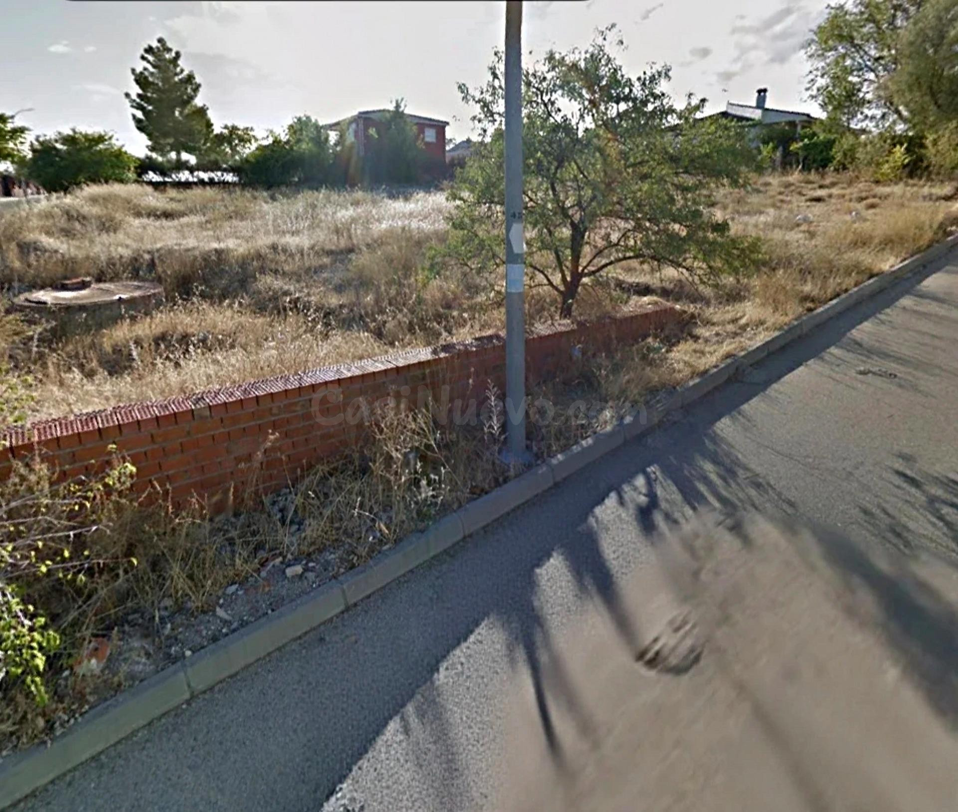InmoConchiAIO vende amplio terreno en urbanización Urtajo (C - foto 4