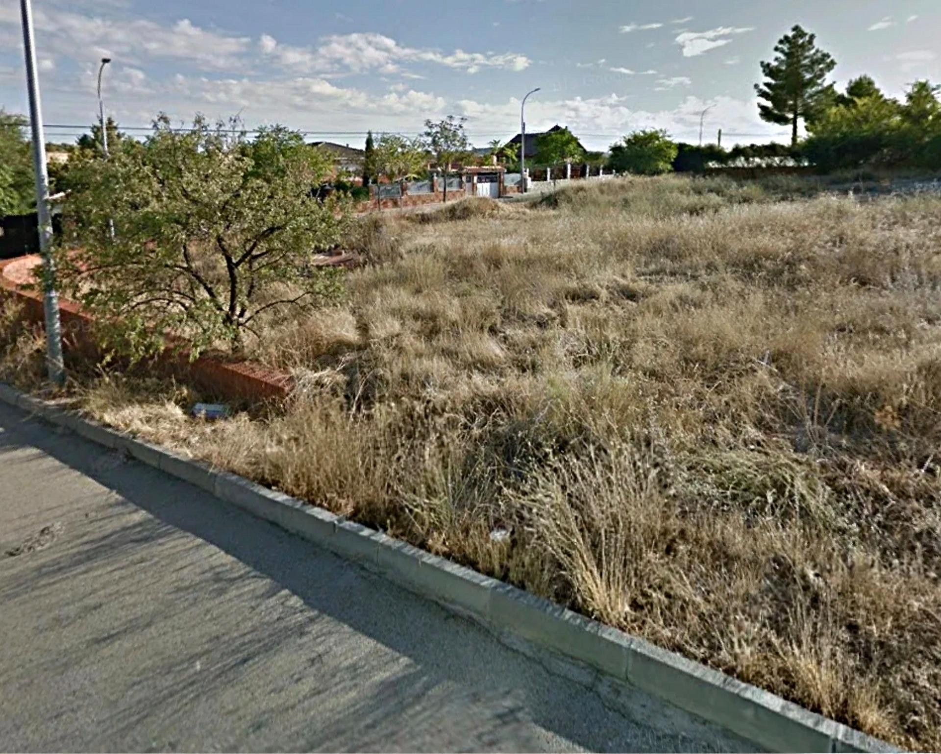InmoConchiAIO vende amplio terreno en urbanización Urtajo (C - foto 5