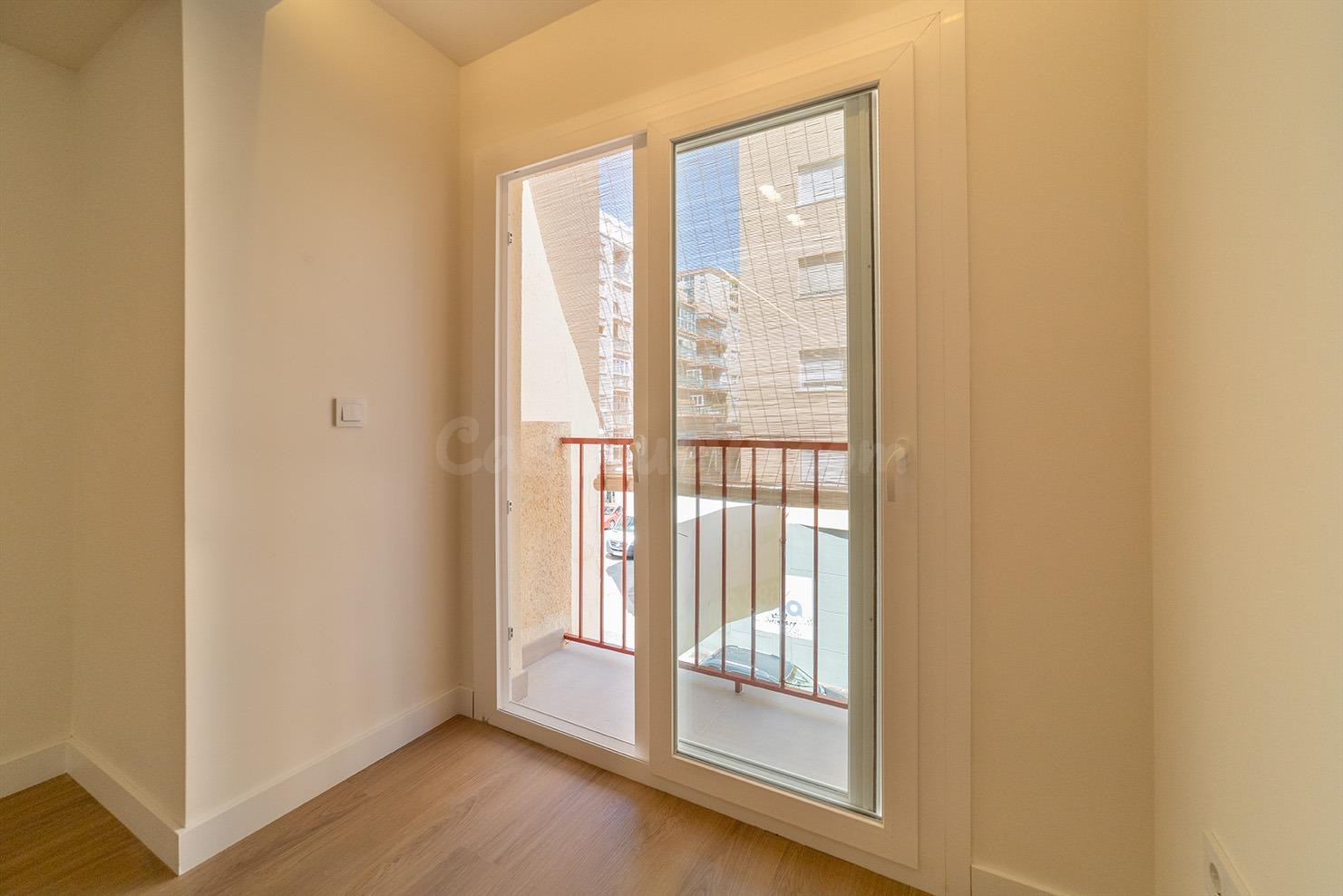 Vivienda a estrenar en el centro de Málaga con cocina amuebl - foto 4