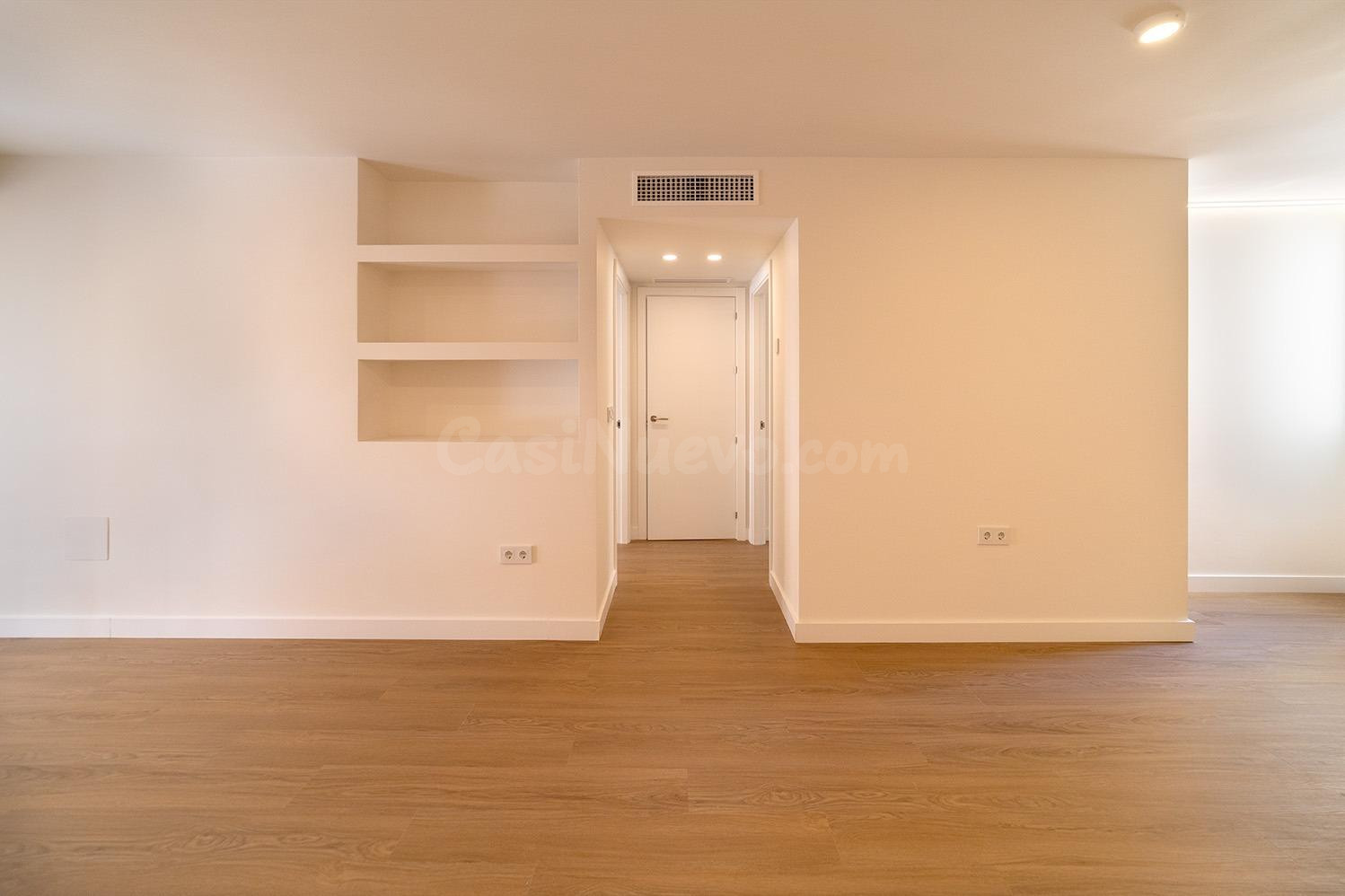 Vivienda a estrenar en el centro de Málaga con cocina amuebl - foto 5