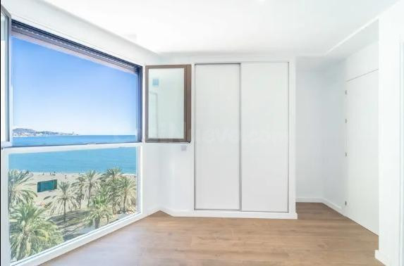 Exclusivo Piso Reformado en La Malagueta con Vistas al Mar