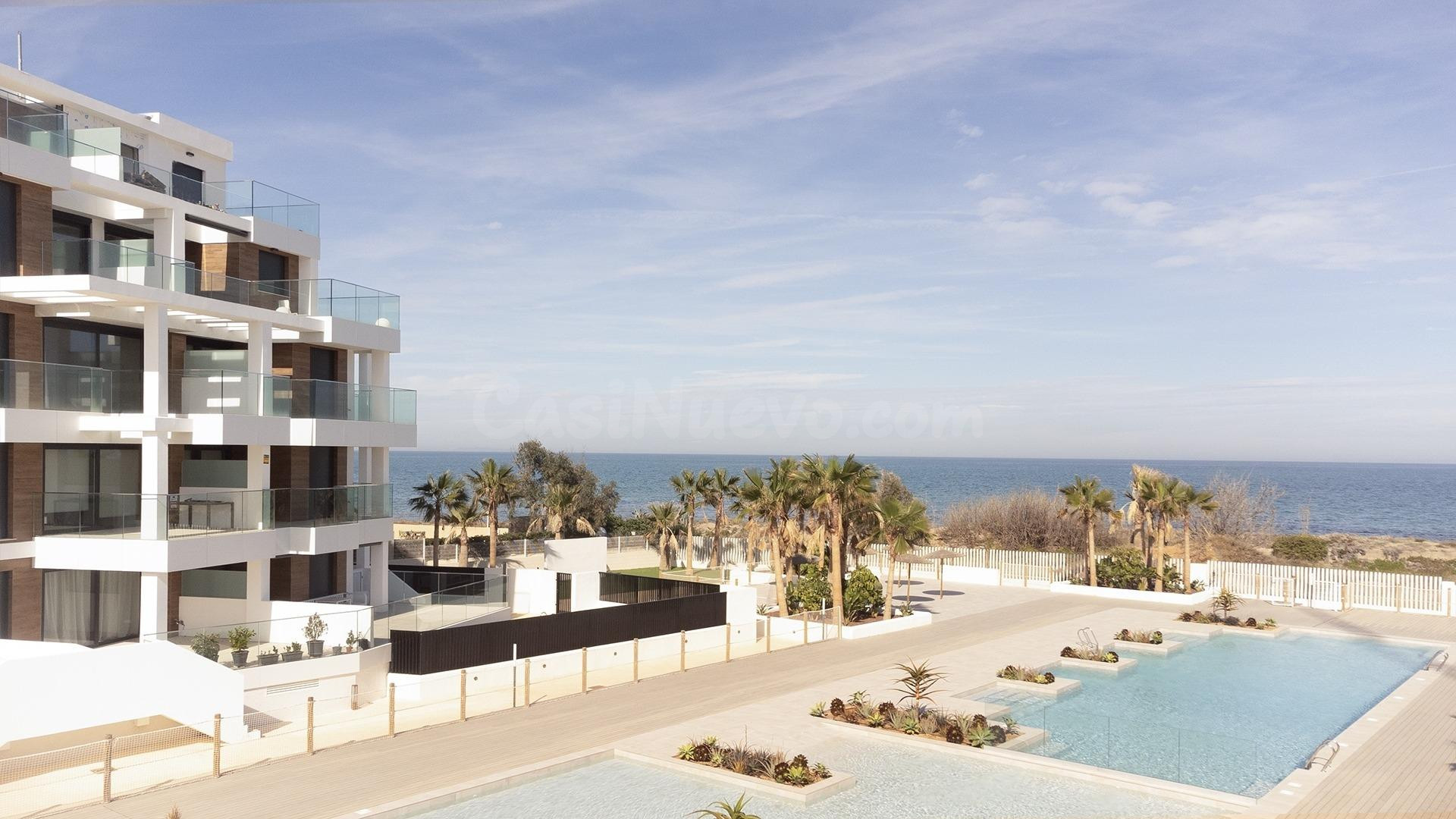 VIVIENDA MEDITERRANEA A ESCASOS METROS DEL MAR