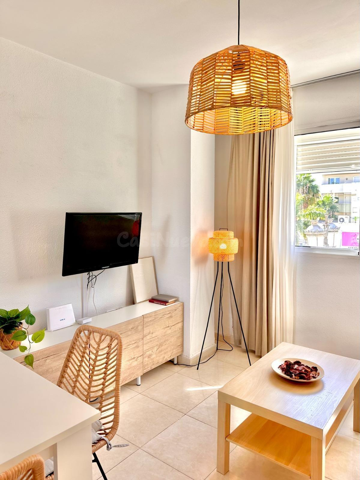 Apartment on Av. Carlota Alessandri, La Carihuela - foto 4