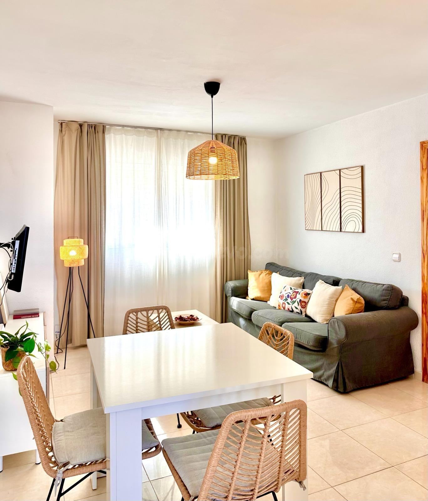 Apartment on Av. Carlota Alessandri, La Carihuela - foto 5