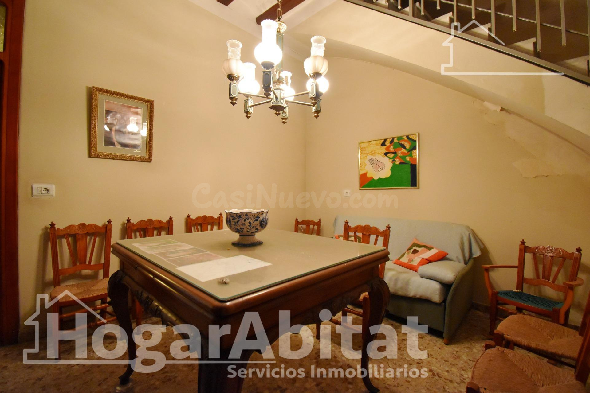 AMPLIA CASA DE PUEBLO CON TERRAZA, BALCÓN Y TRASTERO - foto 5