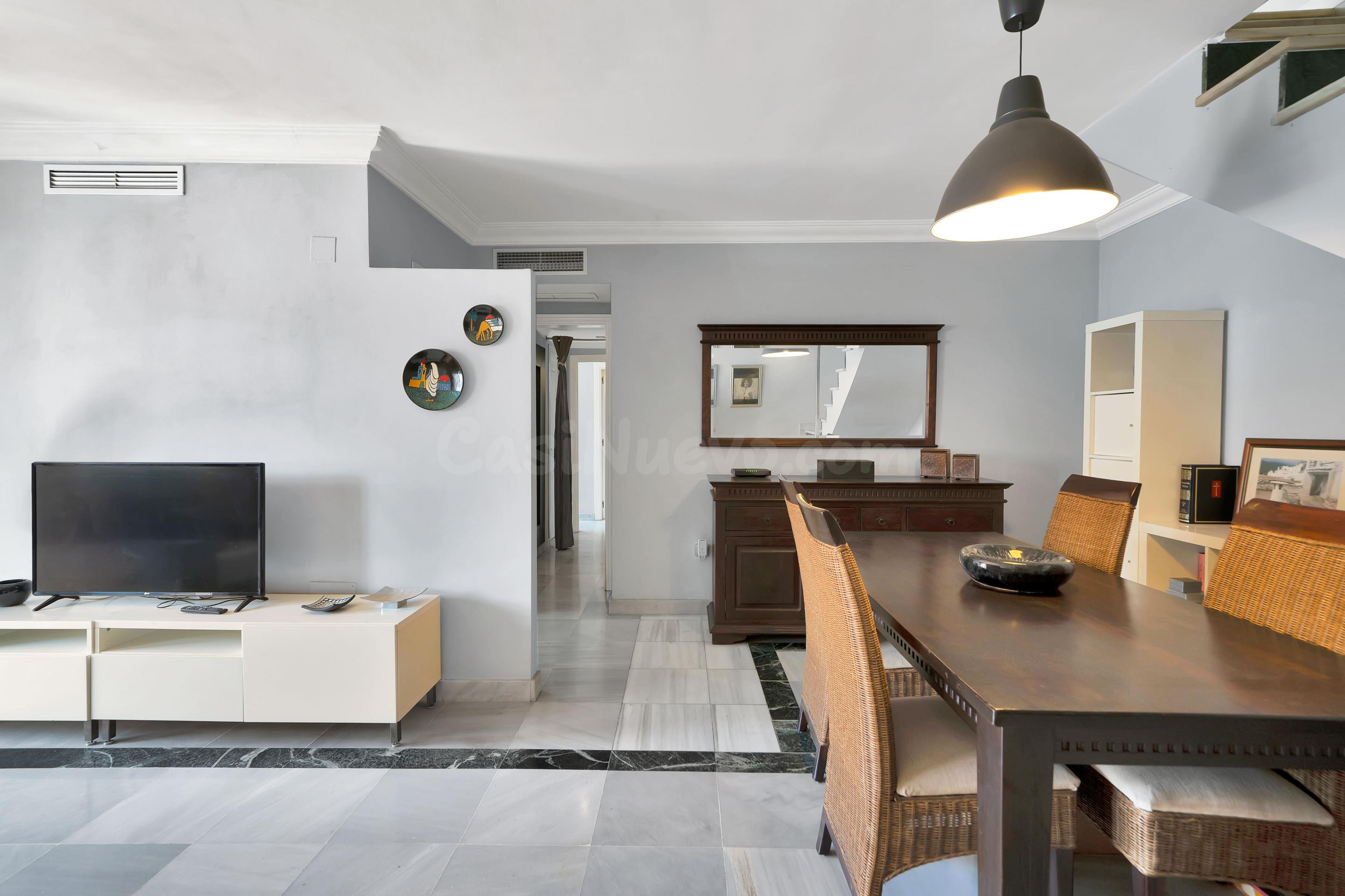 Luxury Duplex with Sea Views in Marbella's Golden Mile