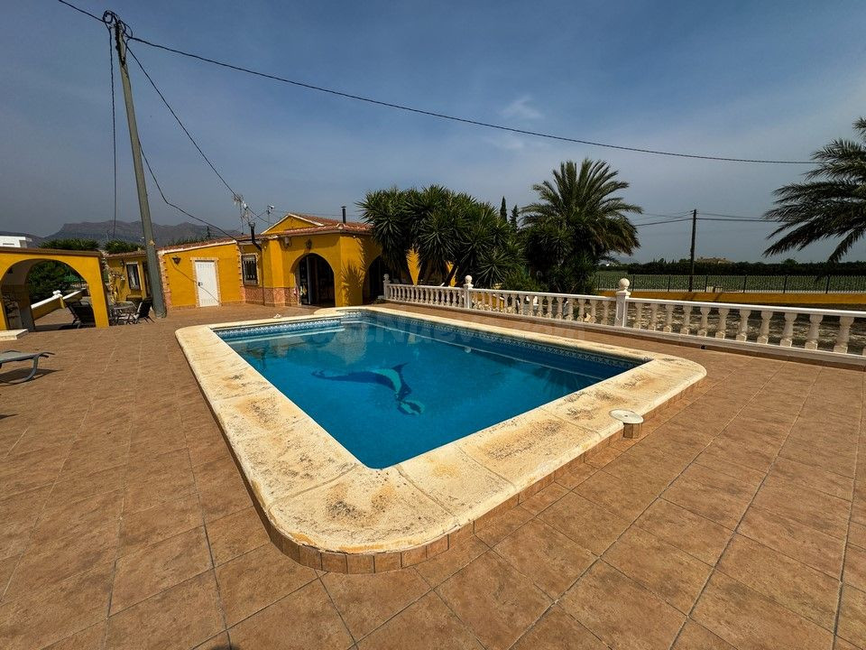 Casa de campo 3 habitaciones 140m² en venta - Orihuela Ciuda