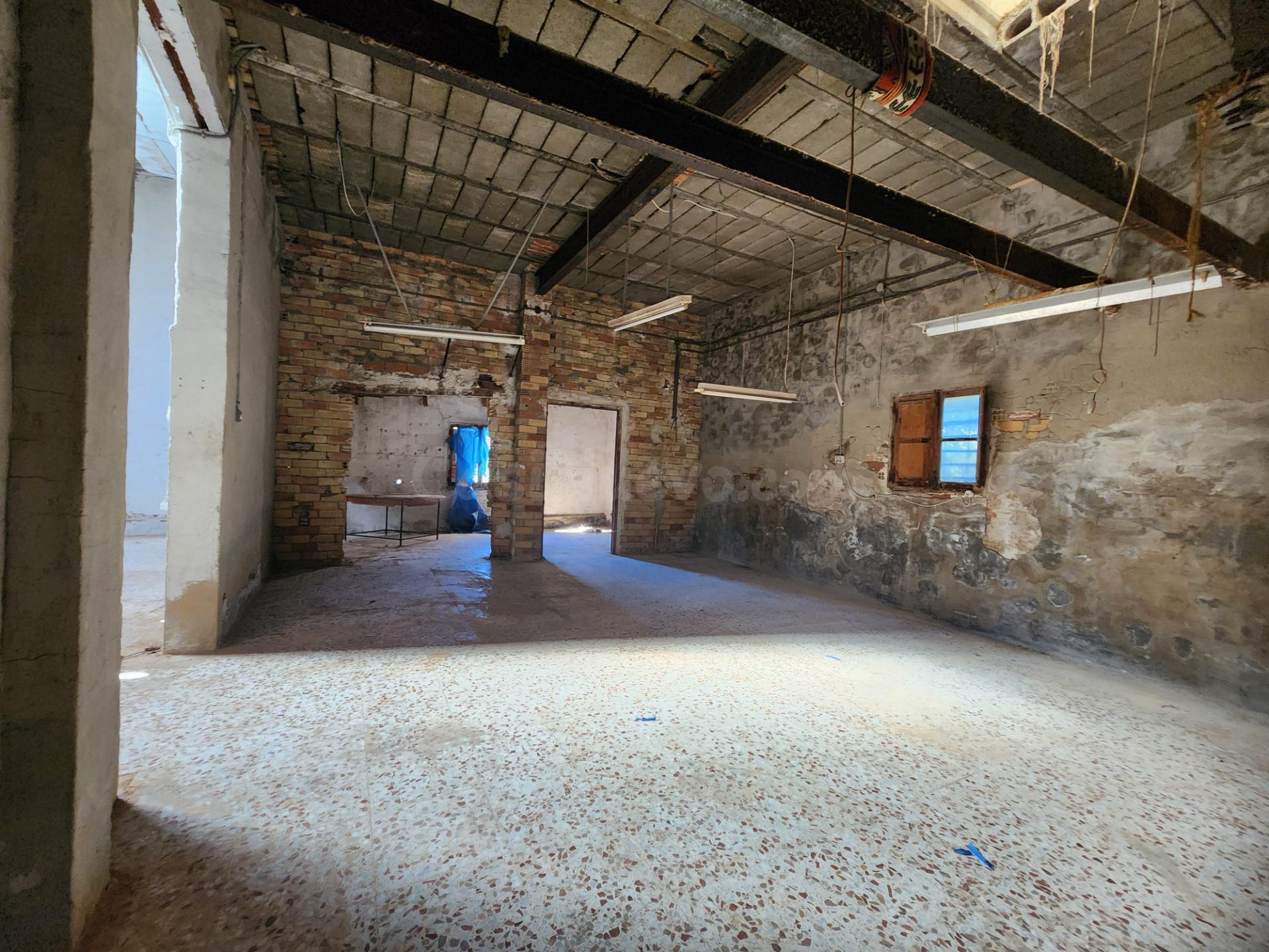 Nave industrial 440m² en venta - Colon - foto 3