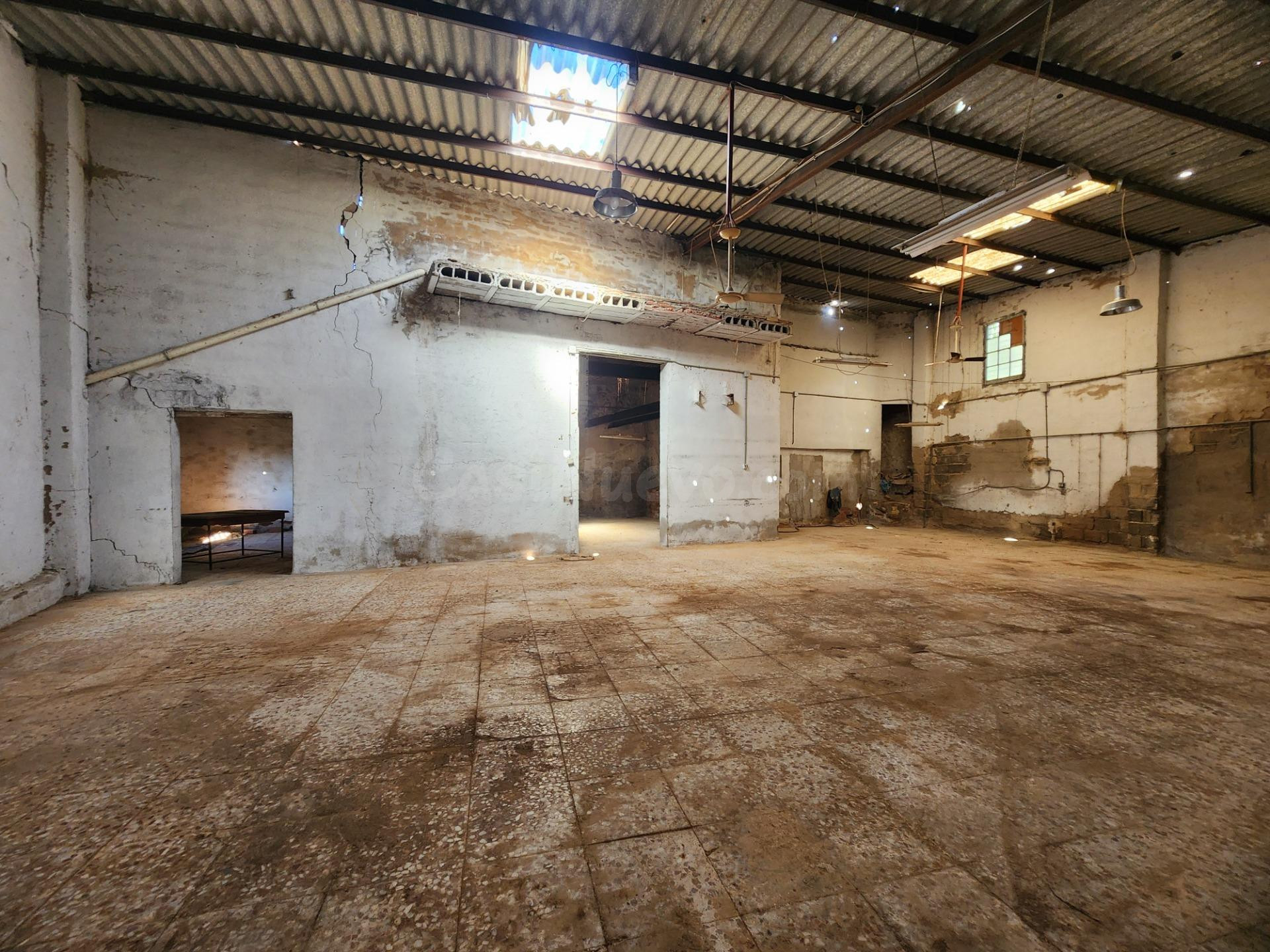 Nave industrial 440m² en venta - Colon - foto 4