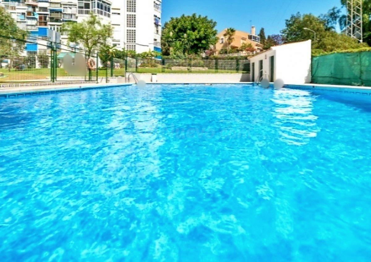 ESTUDIO EN VENTA EN URBANIZACION CON PISCINA EN LA CALA DEL  - foto 2