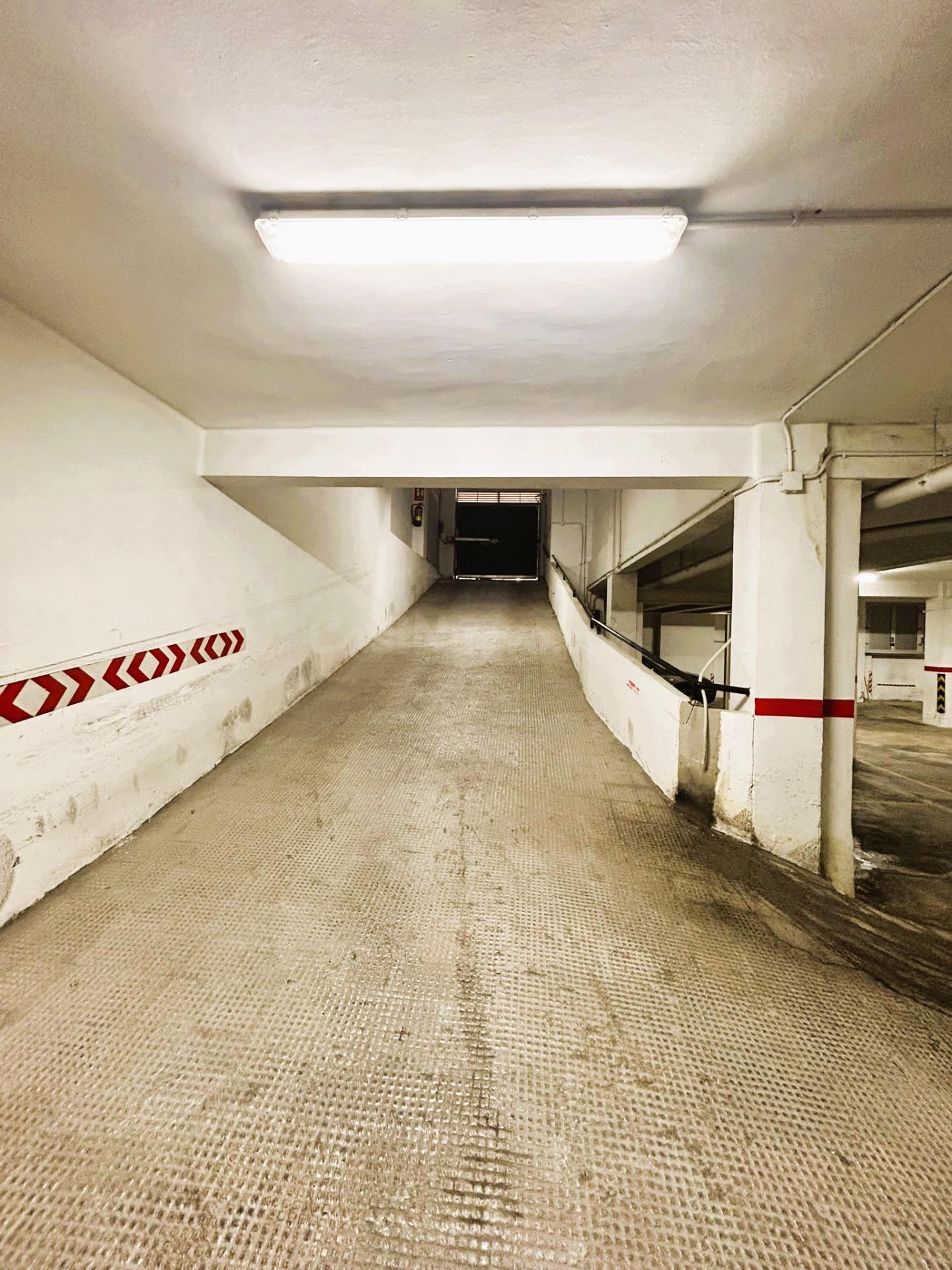 GARAJE EN VENTA - QUART DE POBLET ZONA SALT DE L' AIGUA