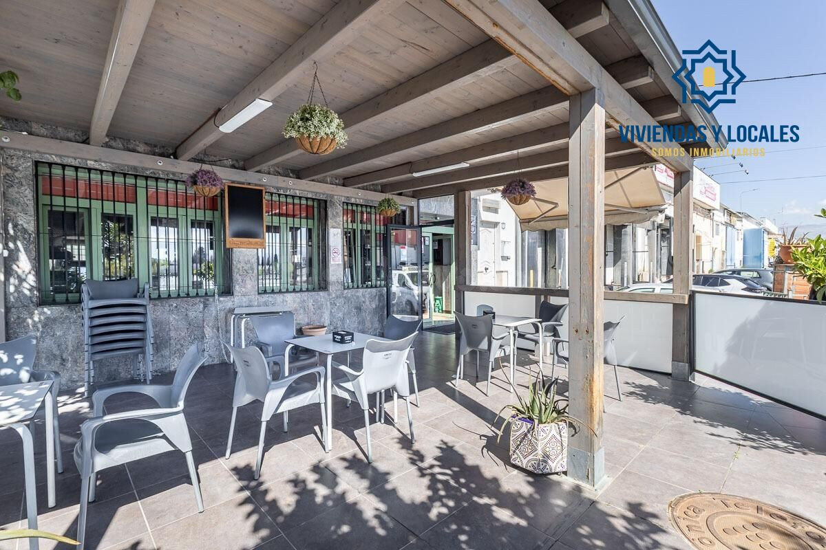 OPORTUNIDAD DE INVERSIÓN: RESTAURANTE EN FUNCIONAMIENTO + VI - foto 2