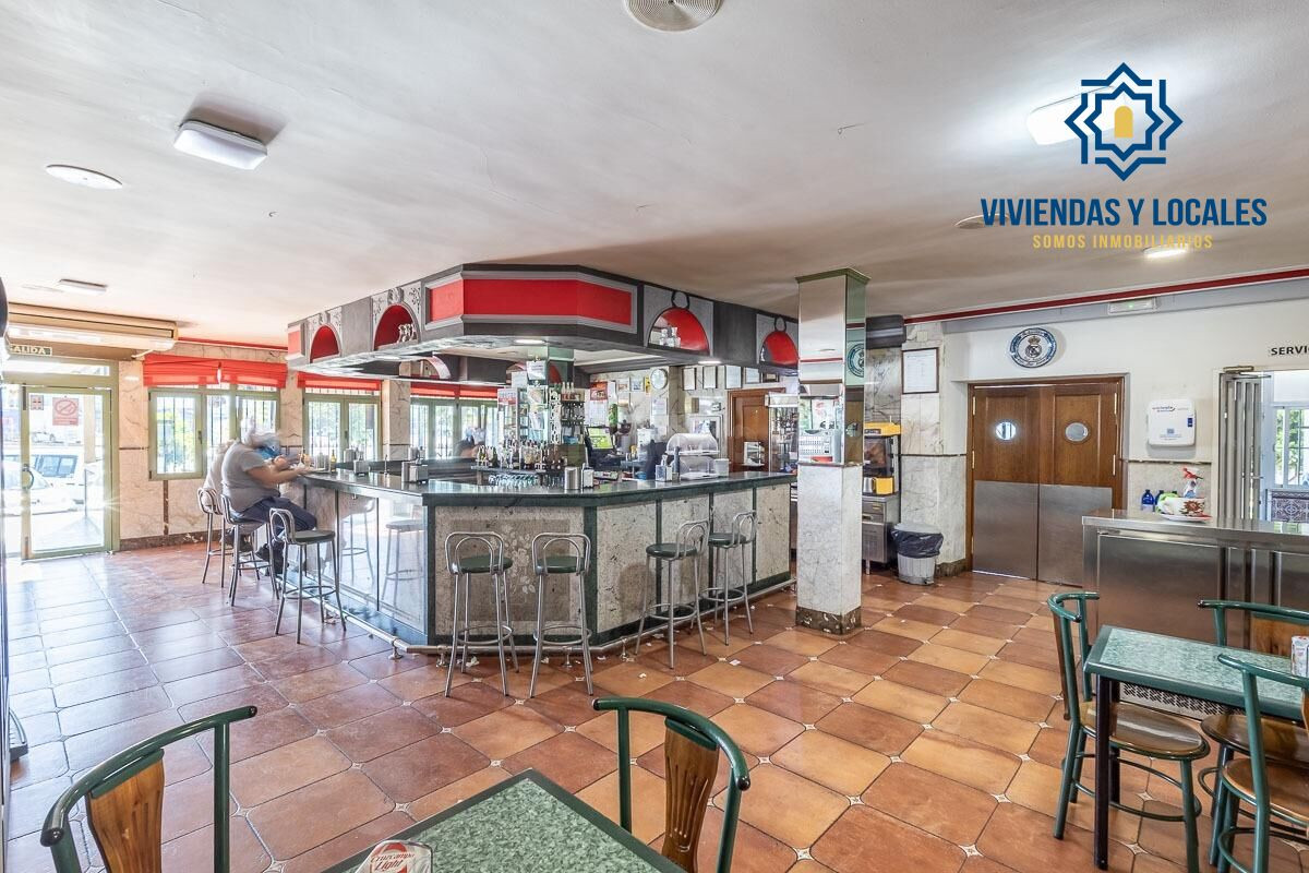 OPORTUNIDAD DE INVERSIÓN: RESTAURANTE EN FUNCIONAMIENTO + VI - foto 4