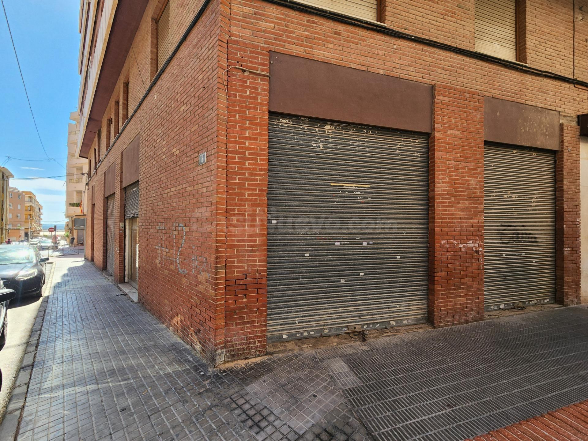 SE VENDE LOCAL
