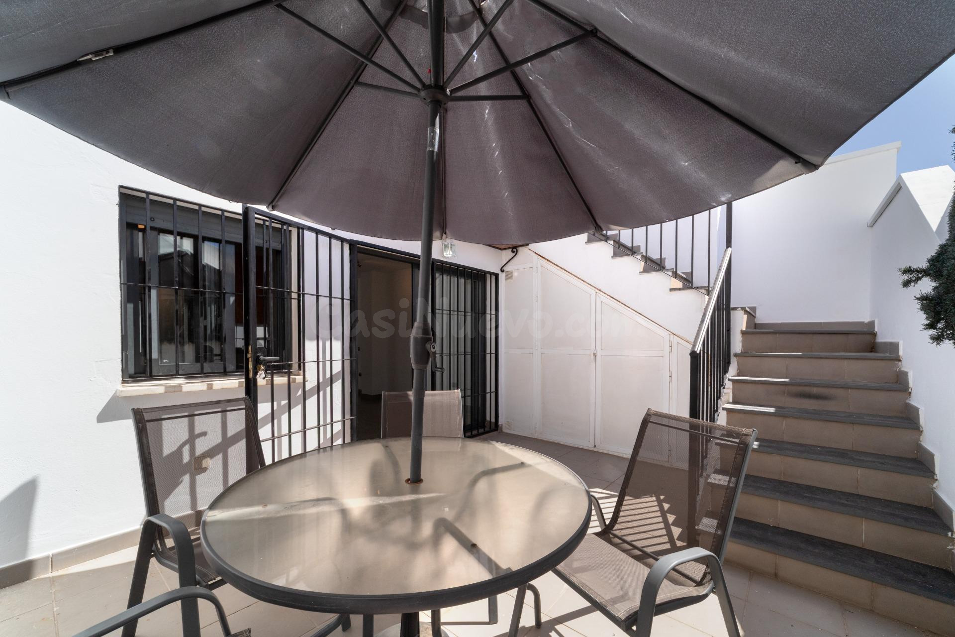 ÁTICO CON TERRAZA Y SOLARIUM EN CENTRO HISTORICO CON DOS PLA - foto 3