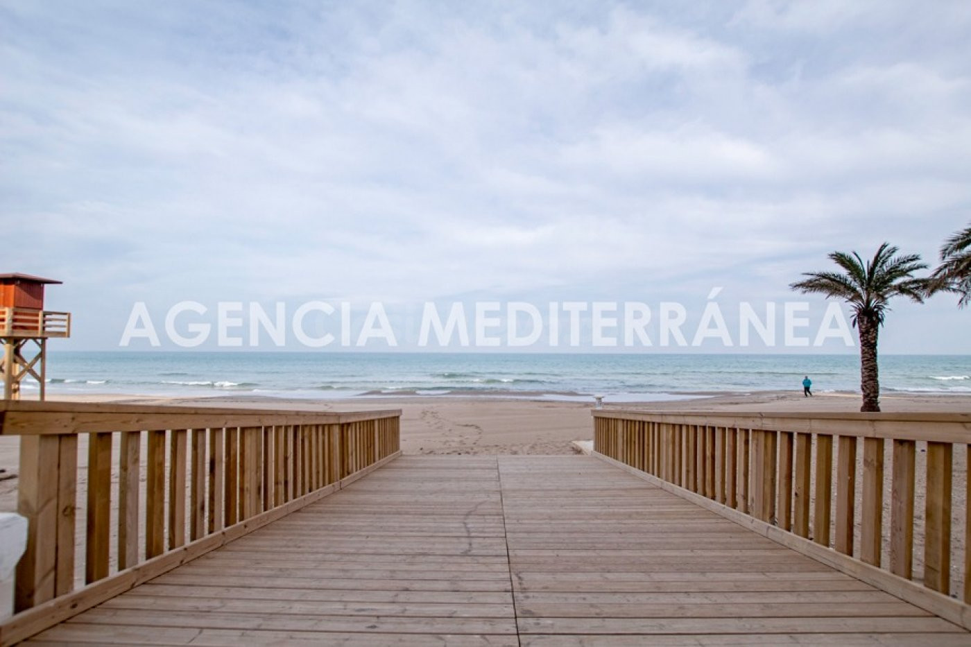 Gran Oportunidad para tu Negocio en Primera linea de Playa - foto 5