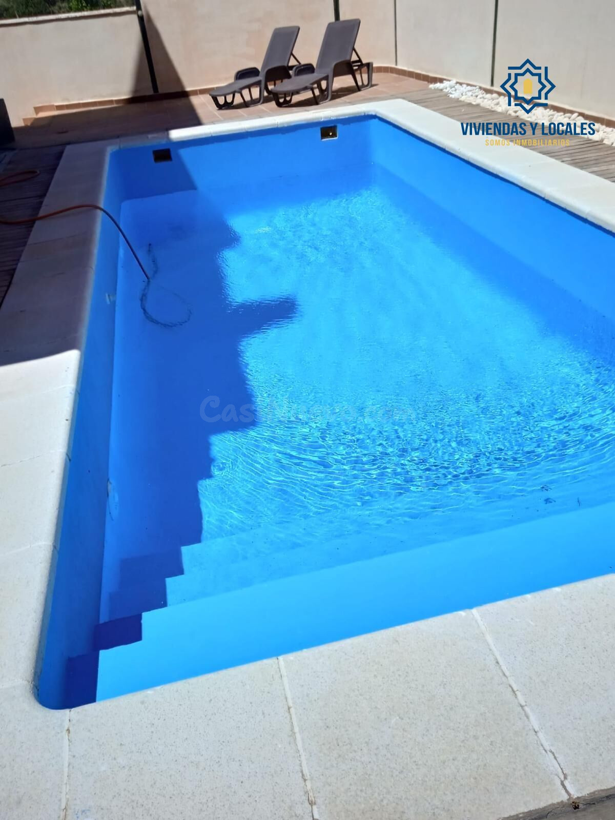 Casa pareada con piscina y vistas despejadas en Huétor Vega - foto 3