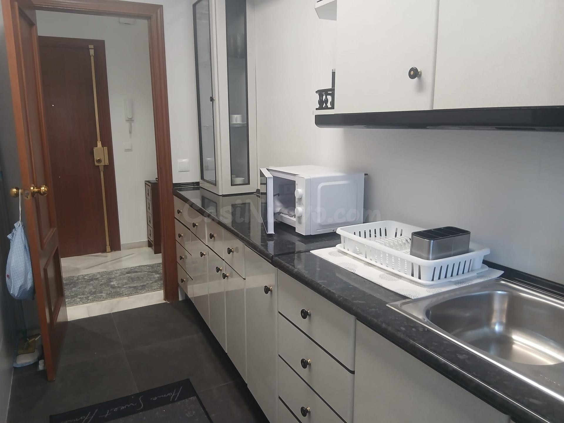 apartamento amueblado con garaje - foto 3