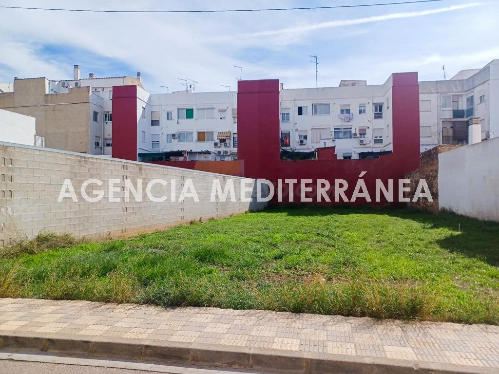 SOLAR 308 m2 EN ALCÀSSER