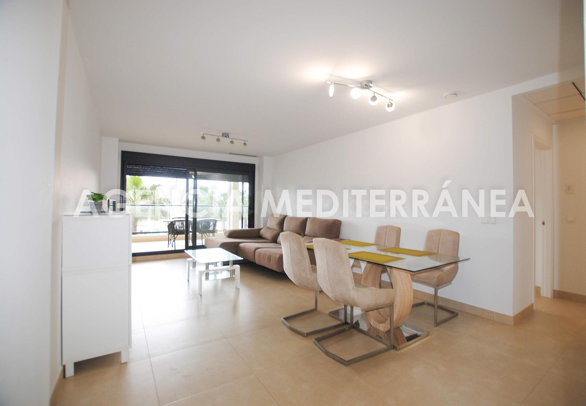 Apartamento con terraza de 30 m2 en Las Marinas, a 2 minutos - foto 3
