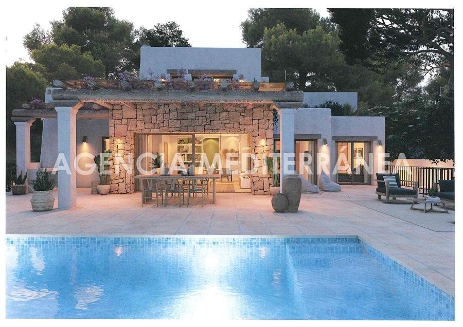 Villa ibicenca con vistas panorámicas a solo 10 km de Denia - foto 2