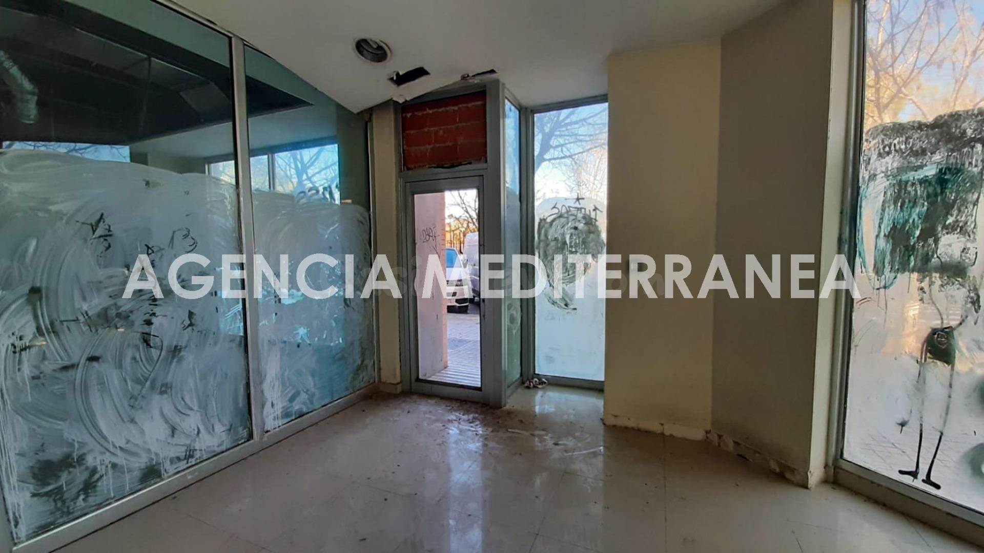 Local comercial 213m² en venta - Sant Llorenç - foto 2