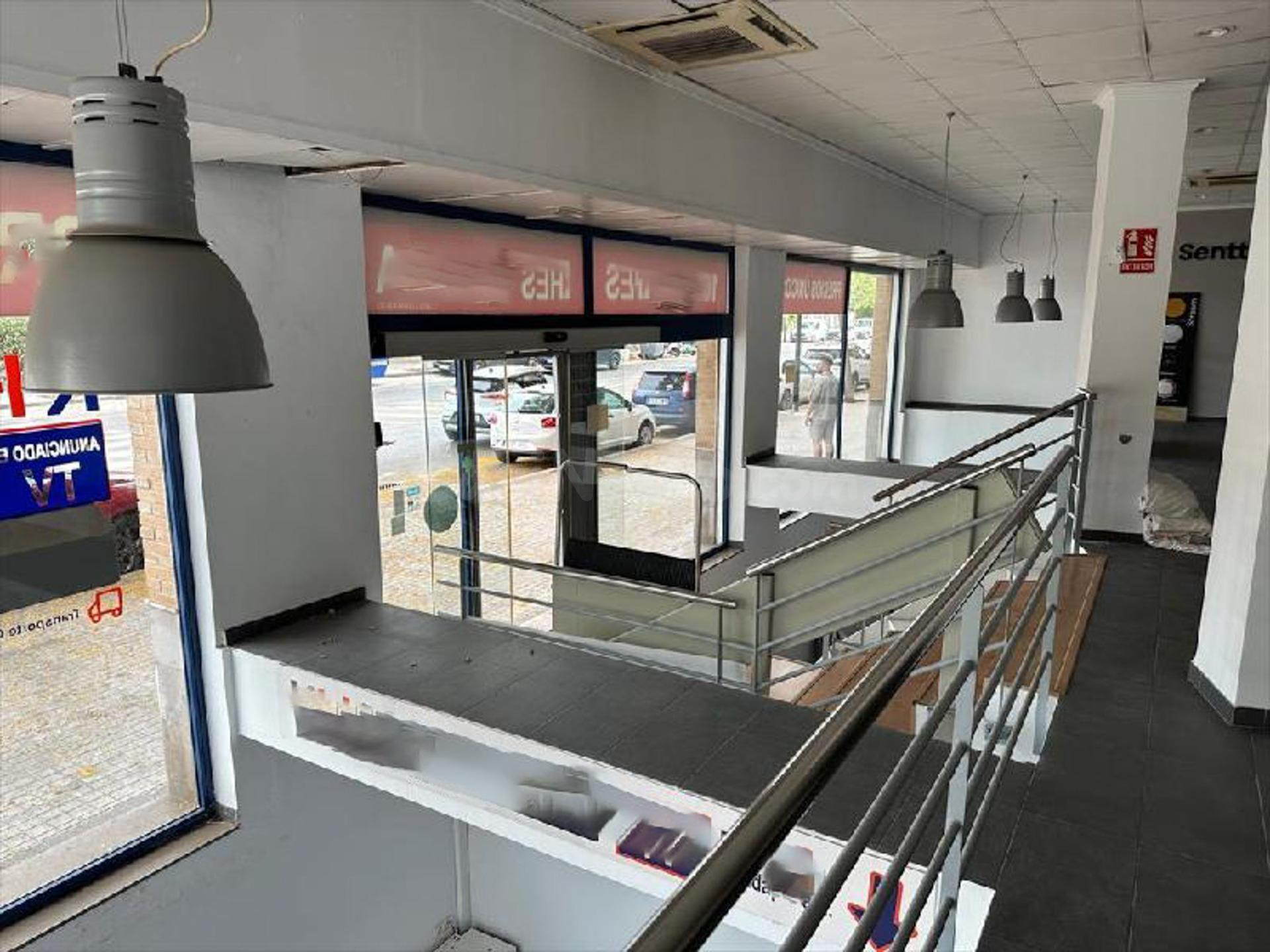Local comercial 2 habitaciones 338m² en venta - Campanar