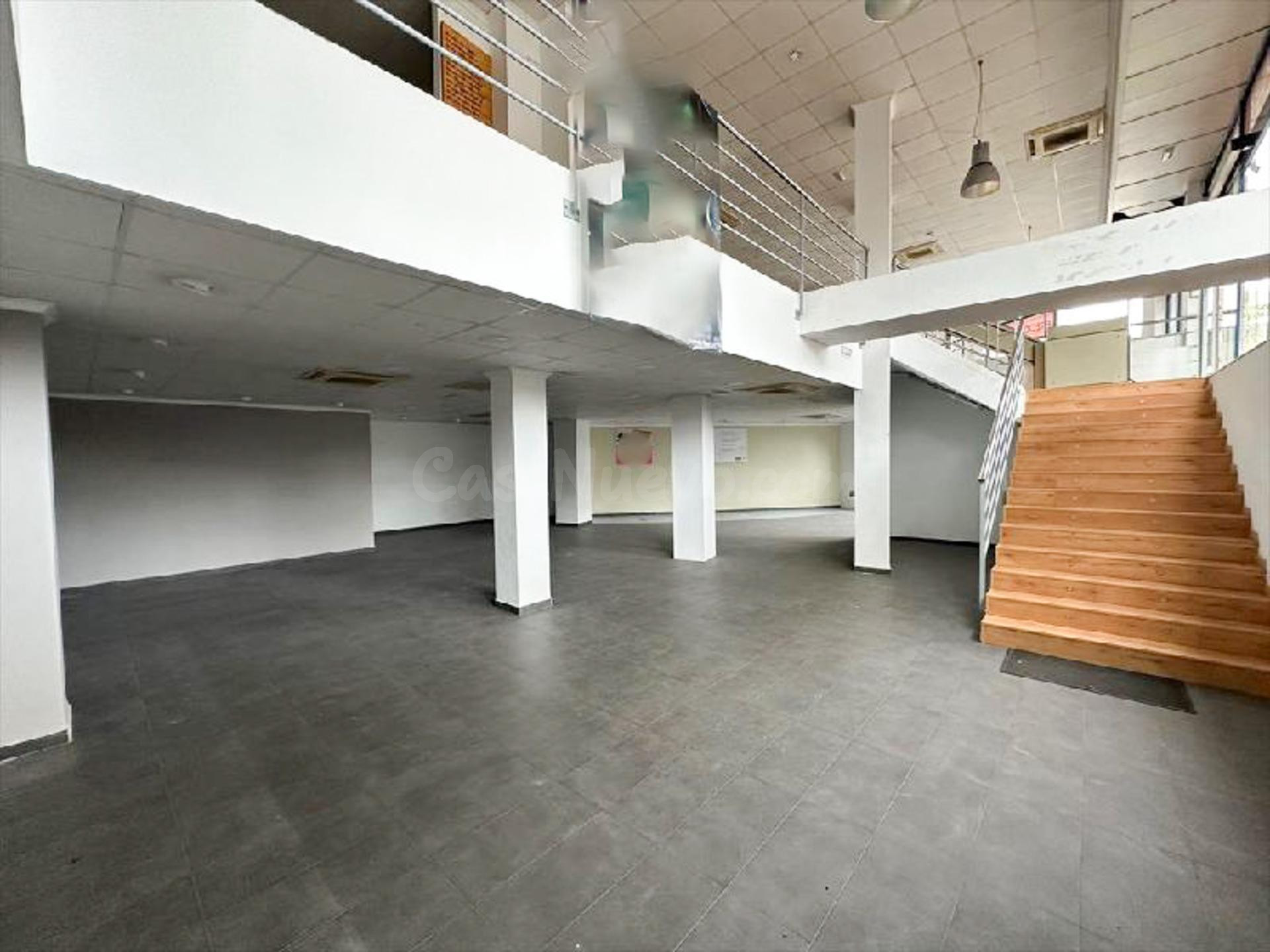 Local comercial 2 habitaciones 338m² en venta - Campanar - foto 2