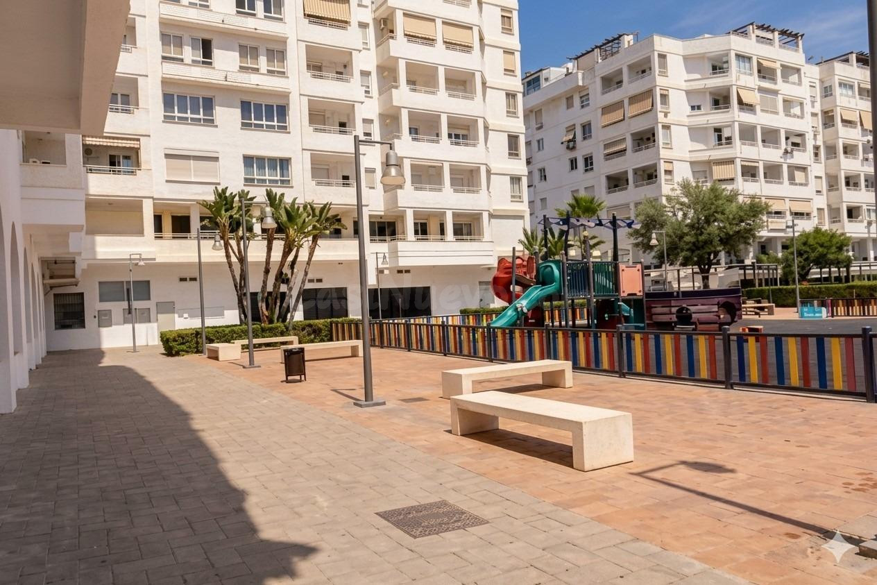 Ático exclusivo de 4 dormitorios con solárium y vistas panor - foto 2