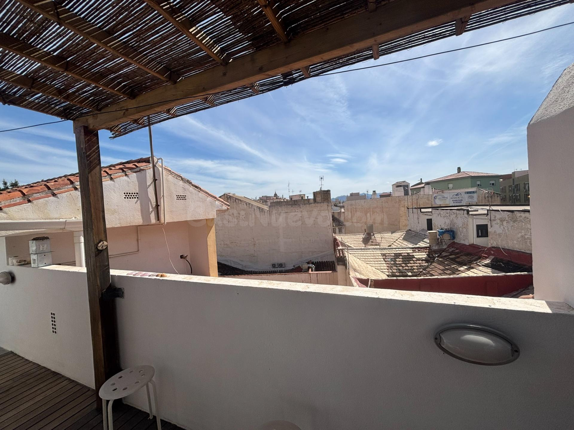 Ático con Licencia Turística y Terraza a Pasos de la Casa Na - foto 3