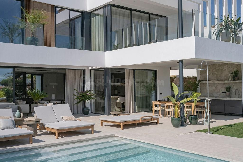 Villa la Brisa privacidad, diseño y esencia mediterránea - foto 2