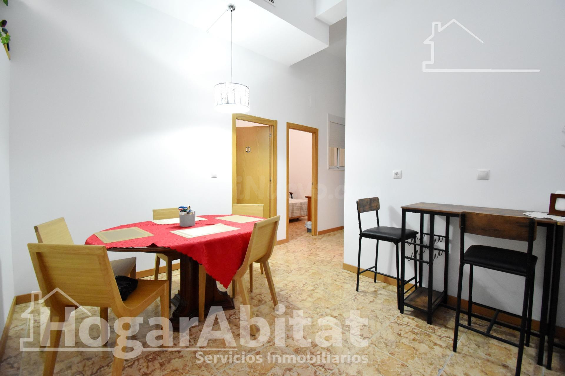 ¡CENTRO DE GANDIA! BAJO MUY AMPLIO CON TERRAZA Y TRASTERO