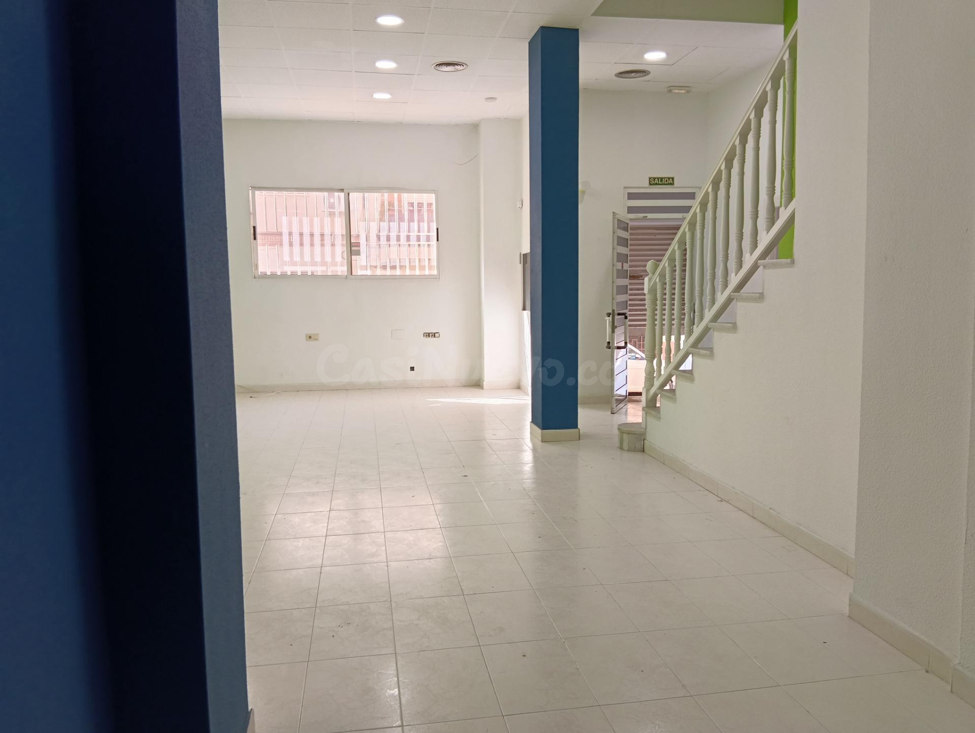 Local en venta en Espinardo, Murcia | Apto para cambio de us