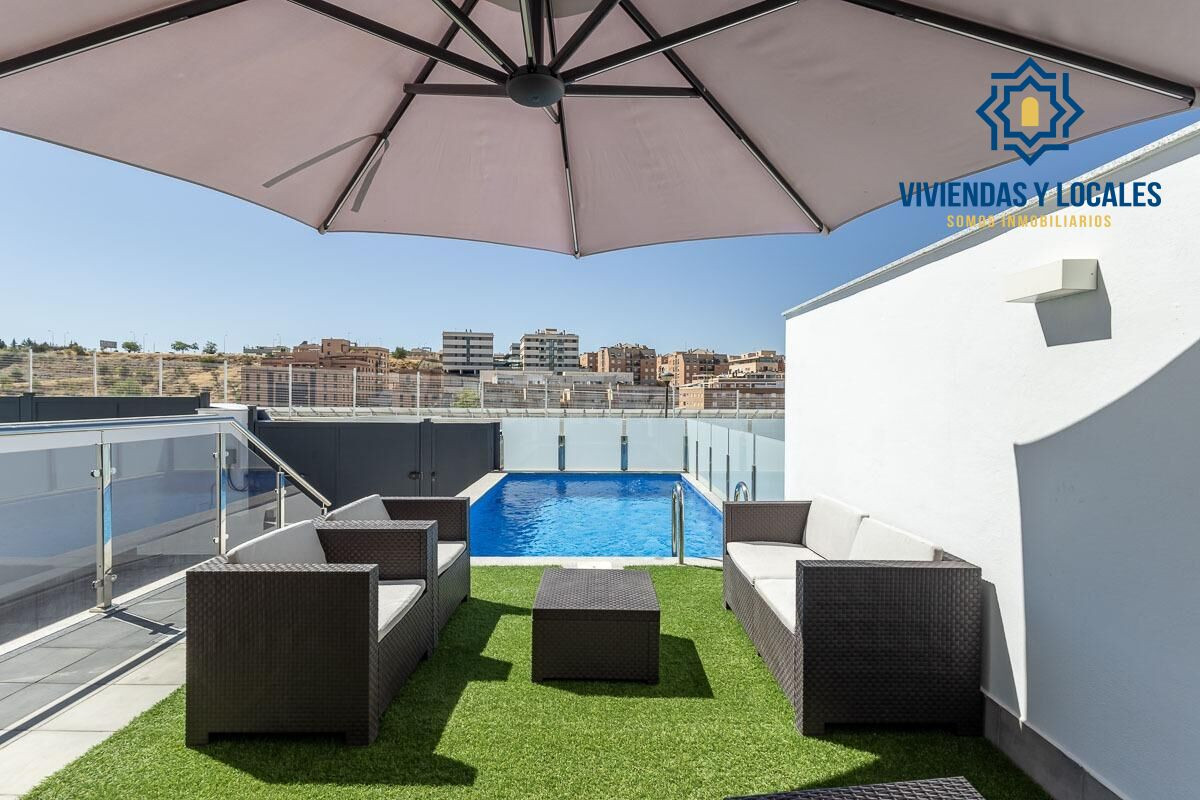 Vivienda de lujo en Urbanización SERRALLO HILLS. - foto 3