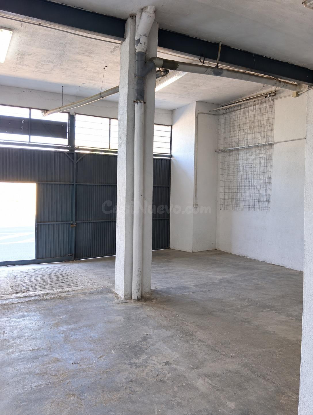 LOCAL COMERCIAL DIÁFANO DE 151 m2 EN NONDUERMAS – DOBLE ACCE - foto 2