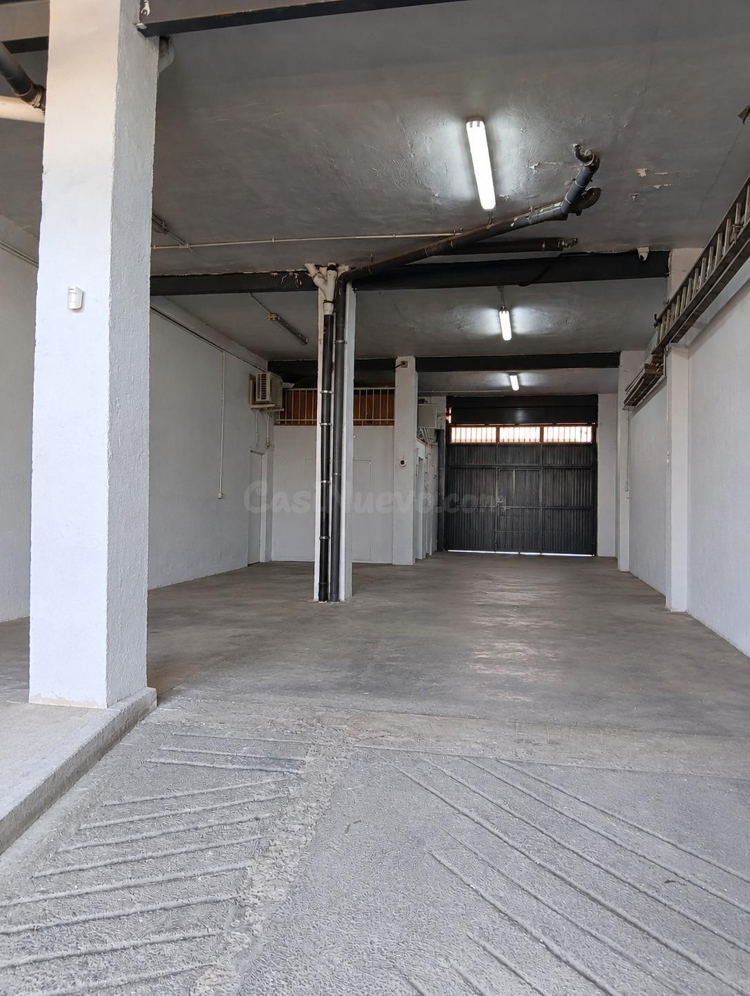 LOCAL COMERCIAL DIÁFANO DE 151 m2 EN NONDUERMAS – DOBLE ACCE - foto 4