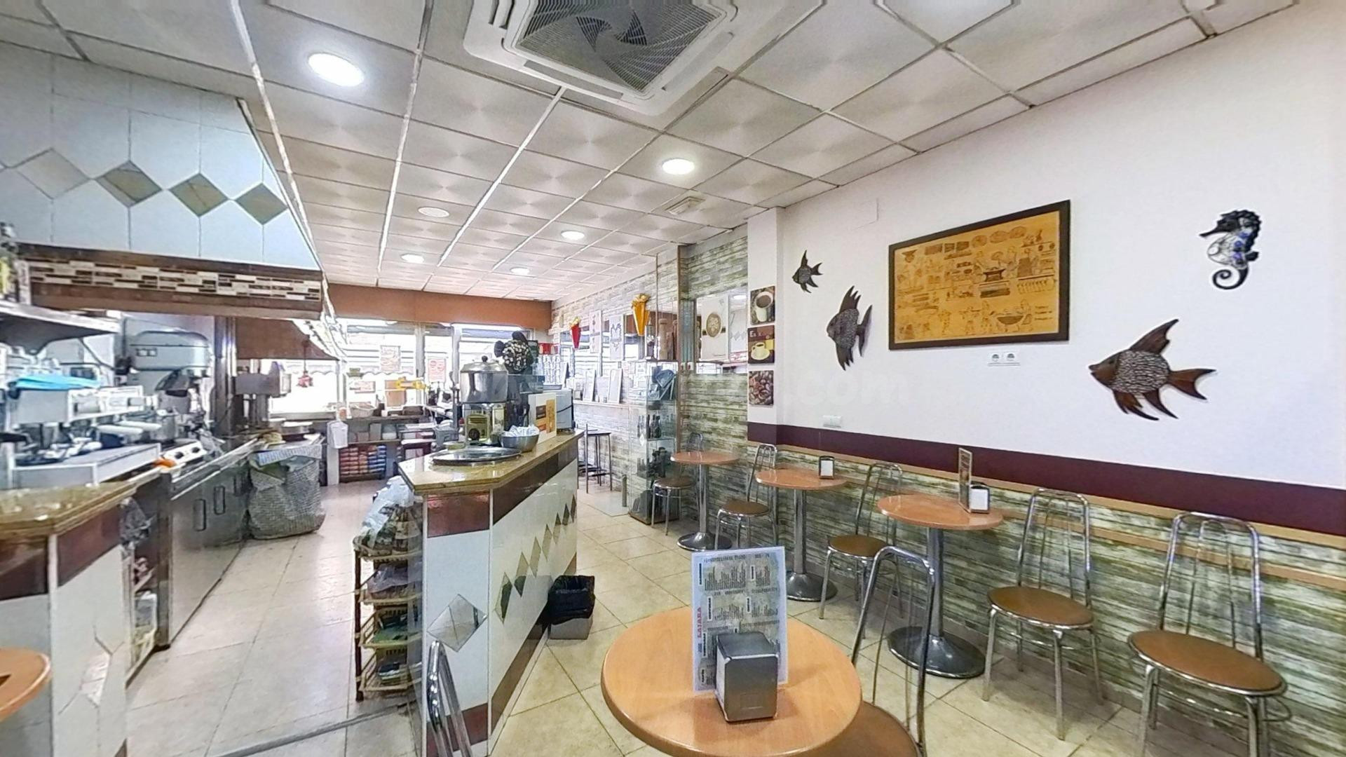 "VENTA O ALQUILER "LOCAL COMERCIAL Y NEGOCIO, ""ENCLAVE PRIV