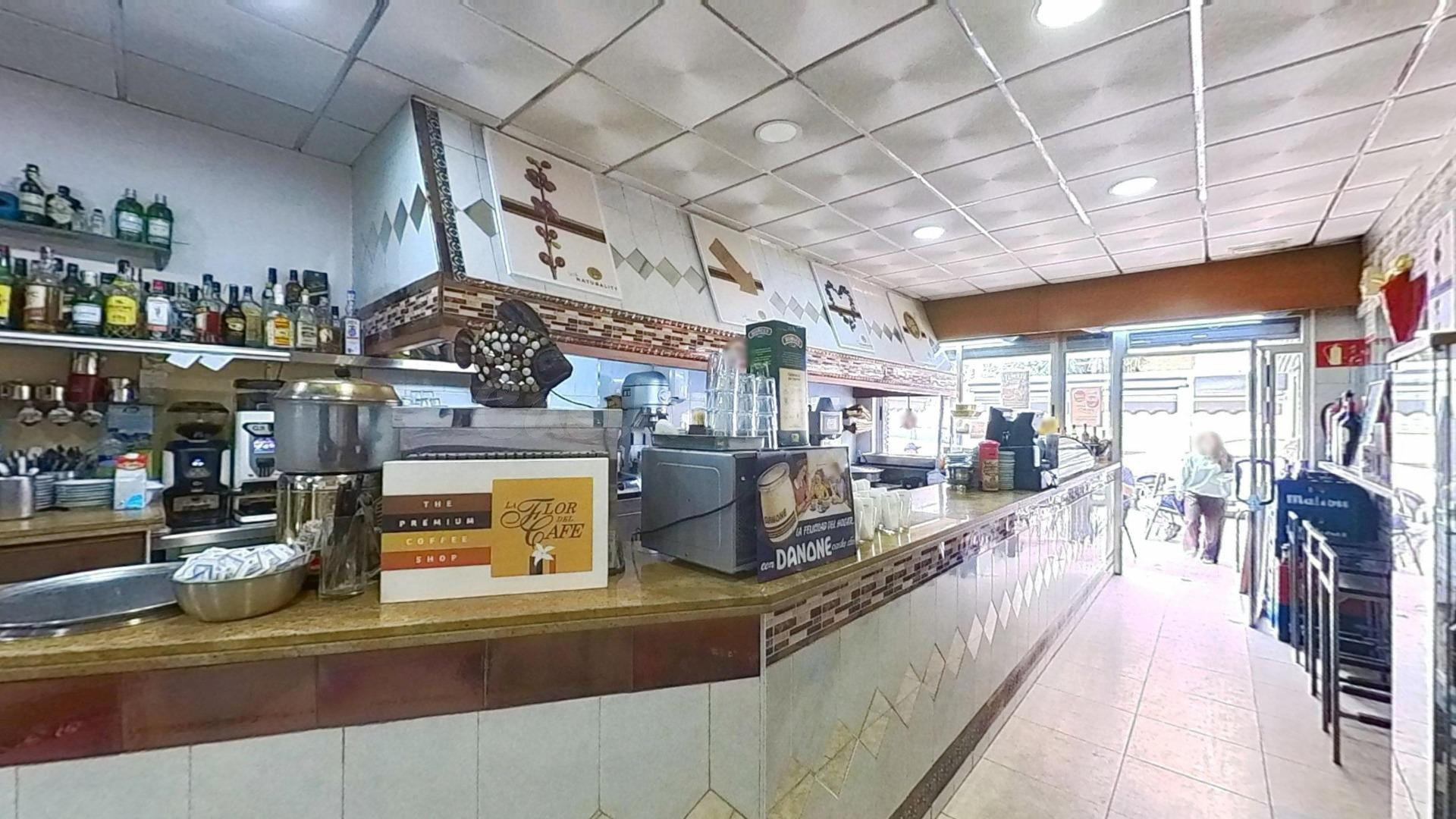 "VENTA O ALQUILER "LOCAL COMERCIAL Y NEGOCIO, ""ENCLAVE PRIV - foto 3