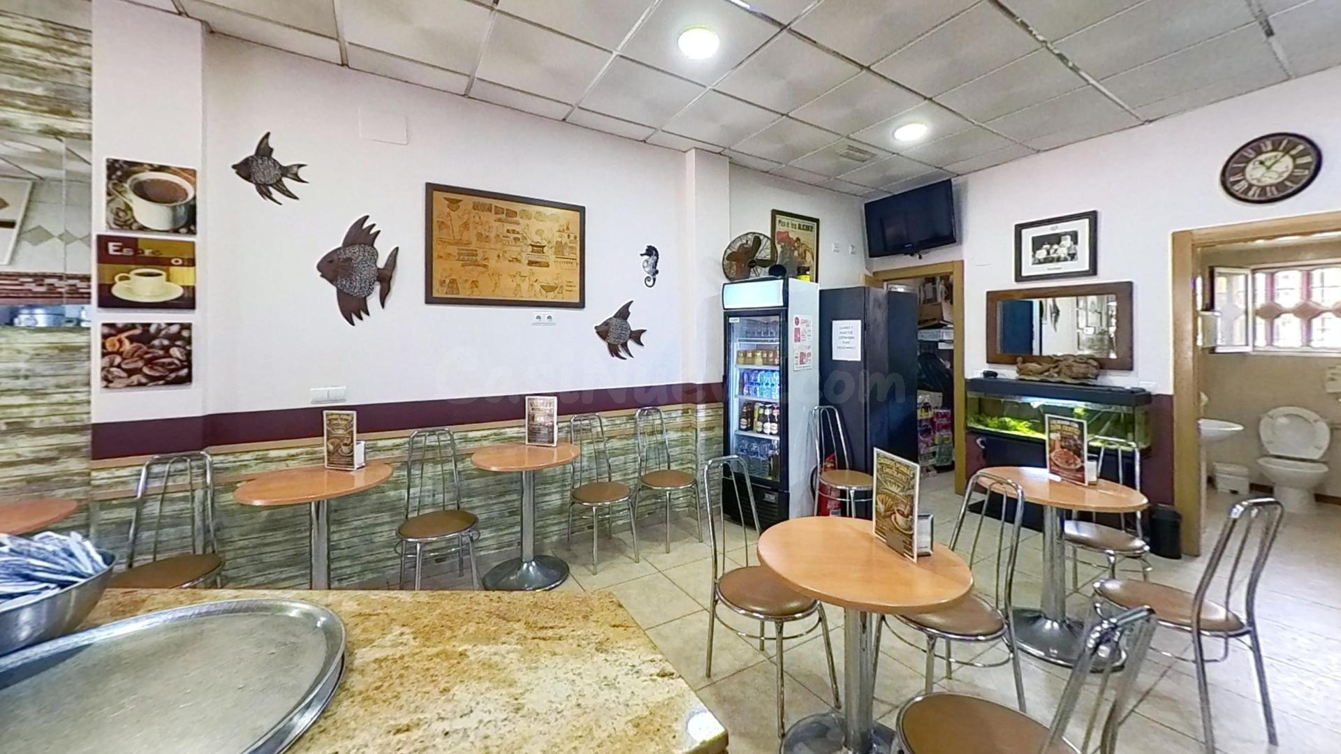 "VENTA O ALQUILER "LOCAL COMERCIAL Y NEGOCIO, ""ENCLAVE PRIV - foto 4