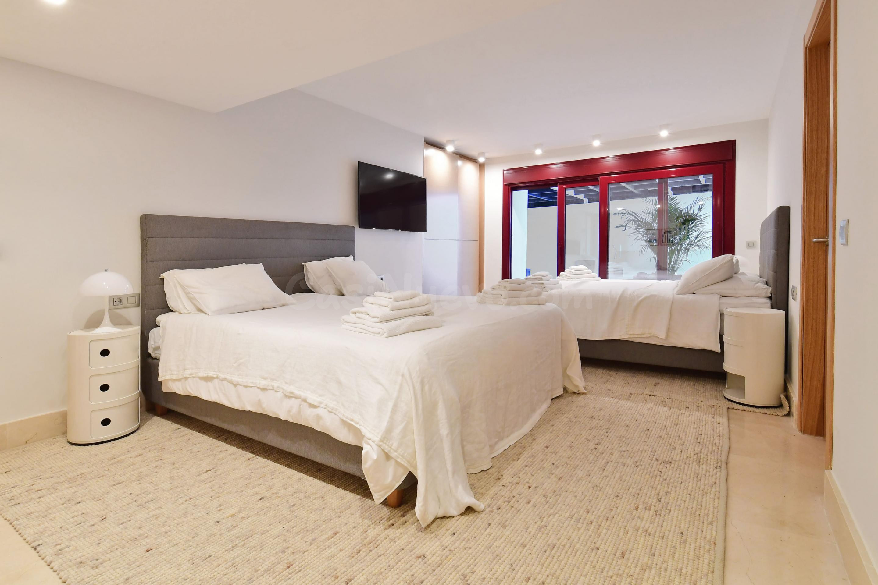An Architectural Sanctuary in the Heart of Nueva Andalucía - foto 5