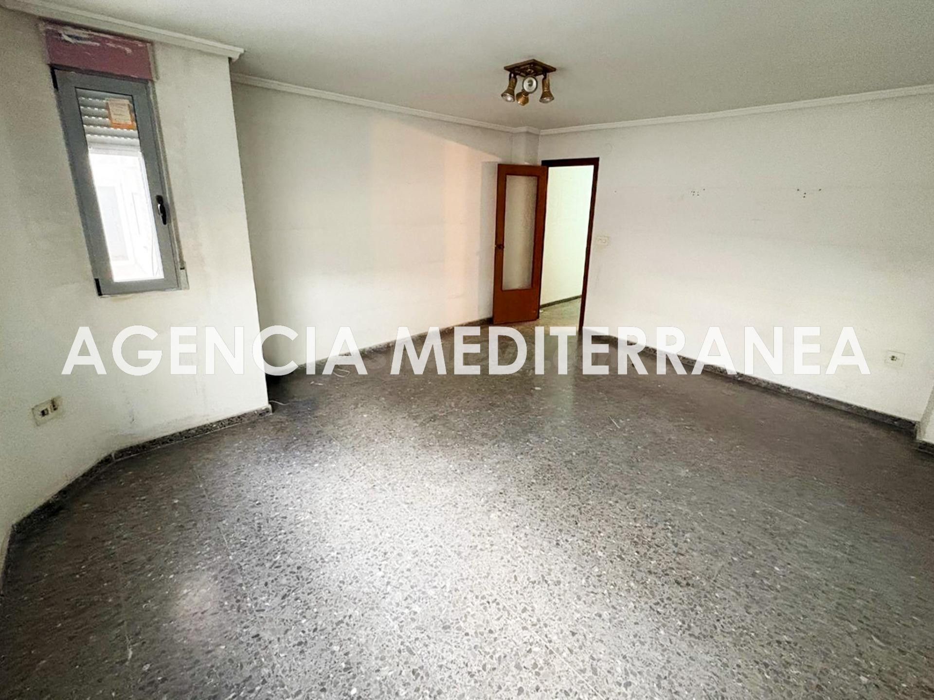 Piso en venta en Lliria, con terraza. - foto 4