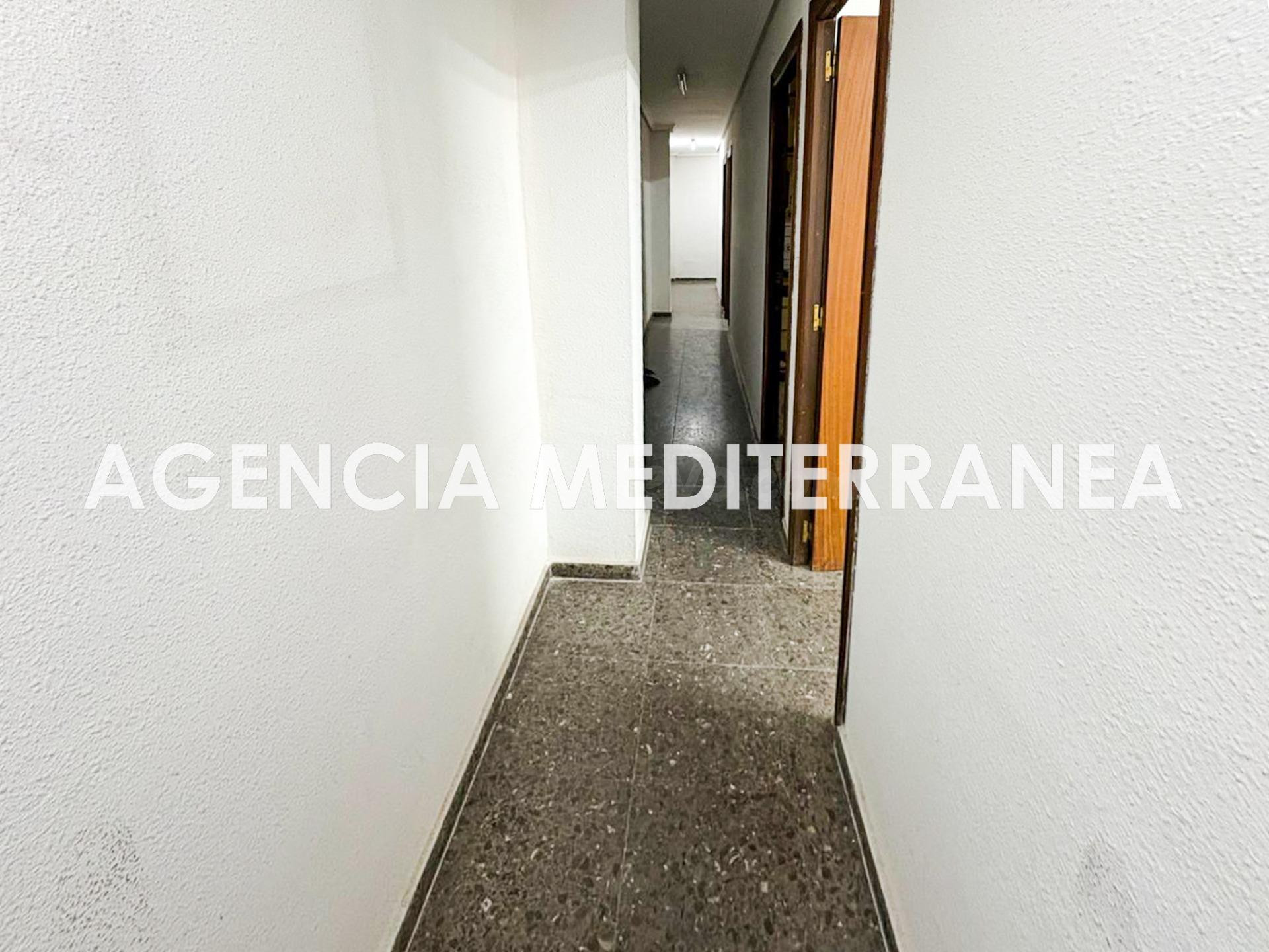 Piso en venta en Lliria, con terraza. - foto 5