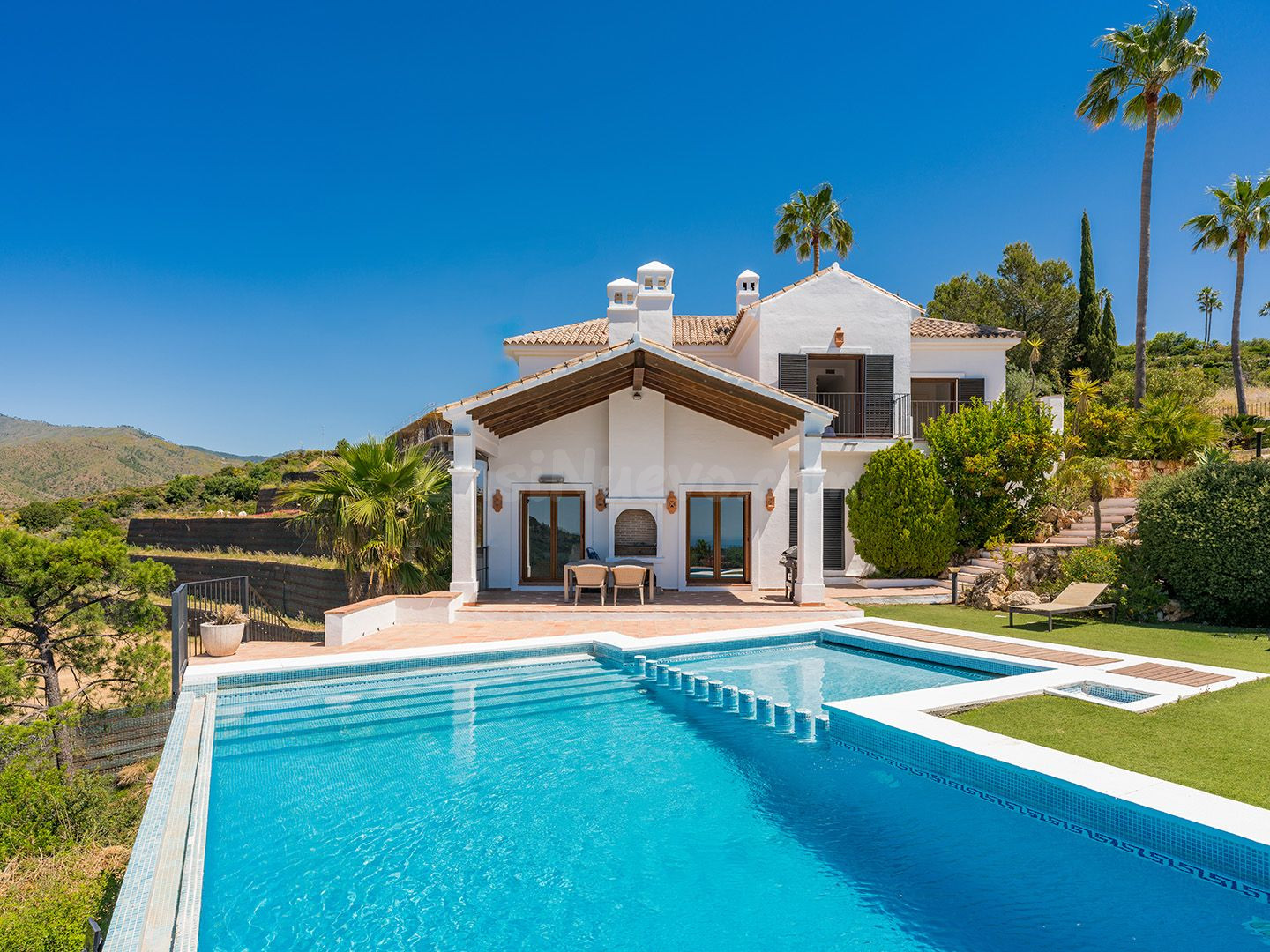 Mediterranean 5 Bedroom Villa with Spectacular Seaviews - foto 2