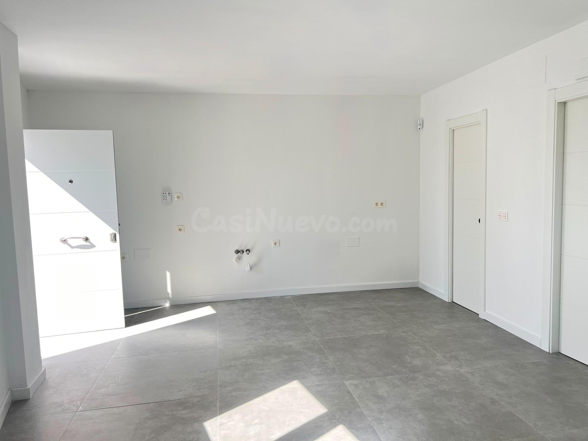 Exclusivo Apartamento en La Carihuela, a un Paso del Mar - foto 5
