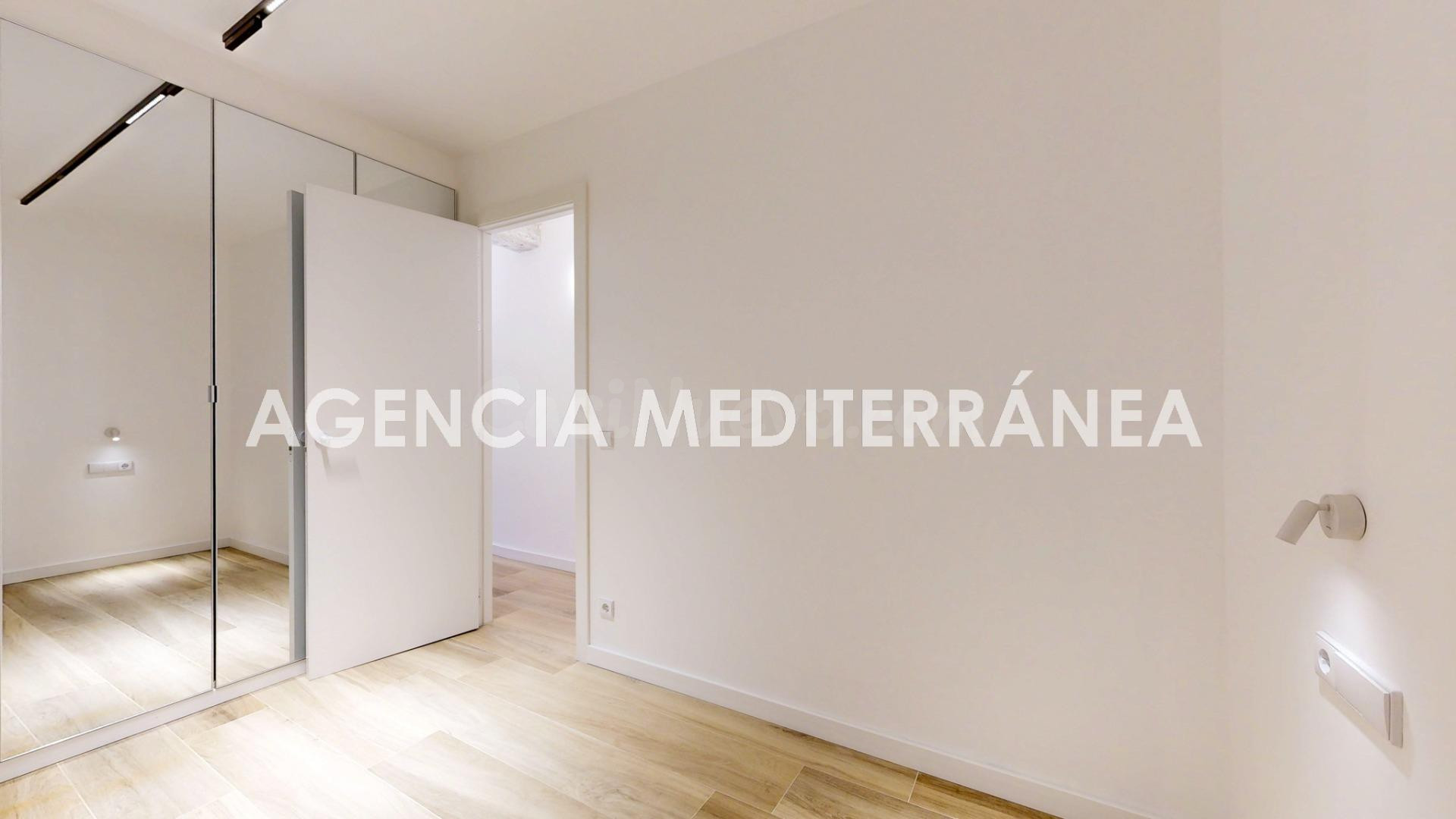 Exclusivo Piso de Diseño a Estrenar en el Corazón de Valenci - foto 2