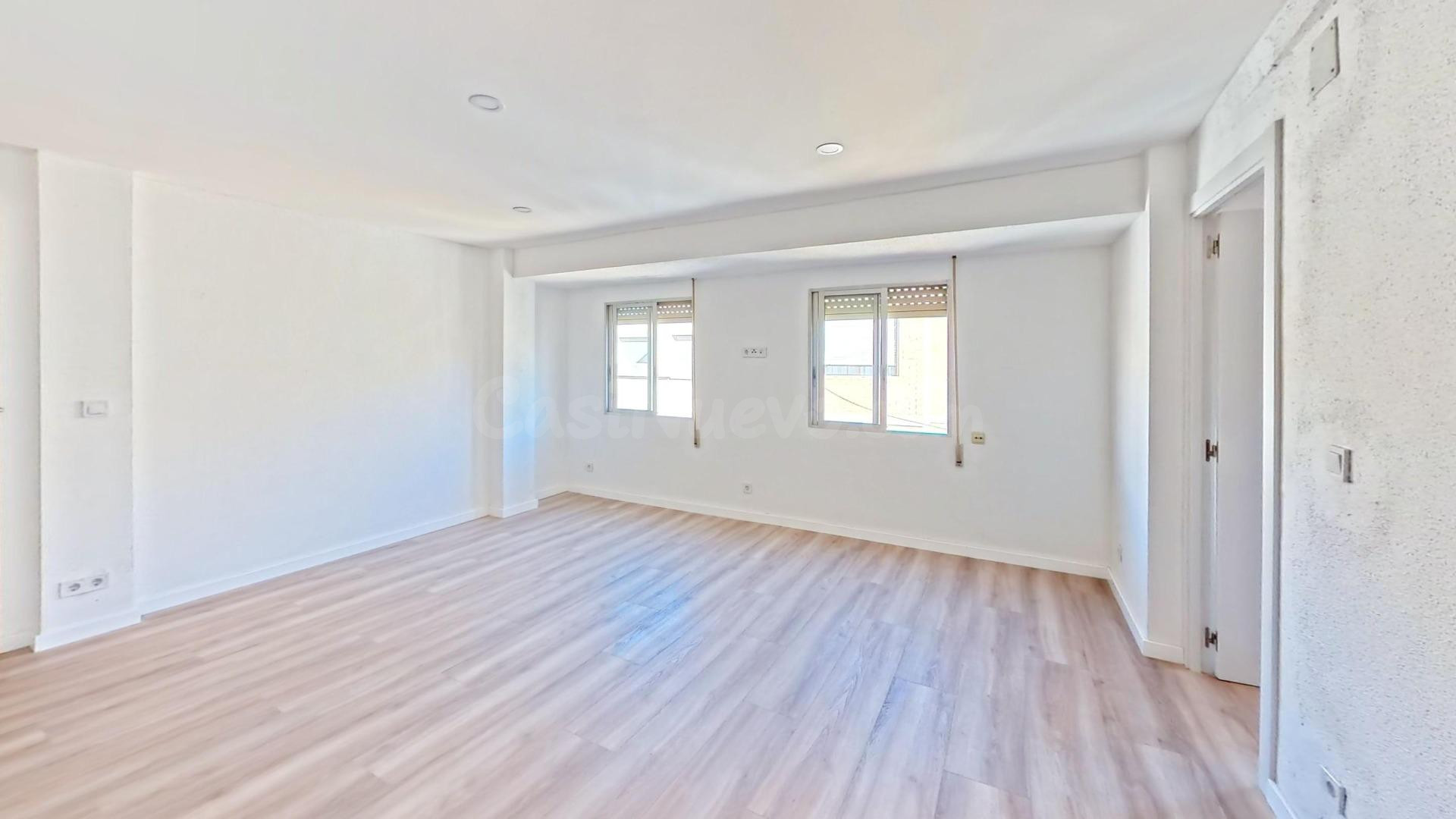 VIVIENDA EN SAN BLAS EN ALQUILER VACIA - foto 2