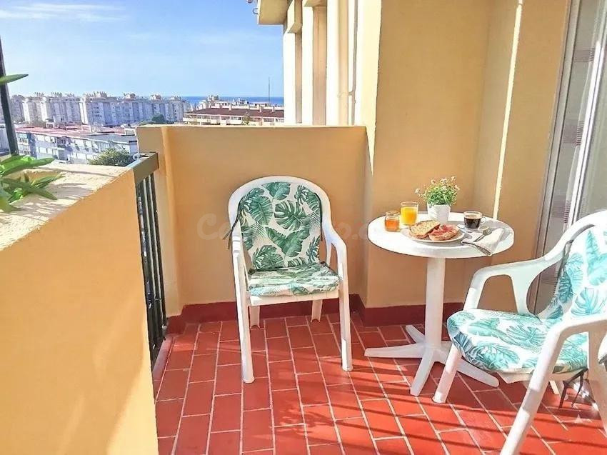 Piso a 400 metros de la Playa
